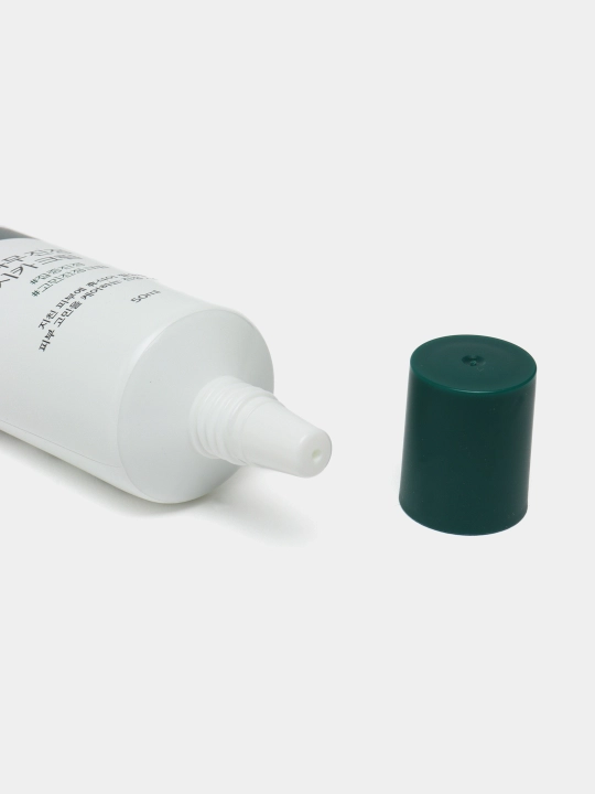 Восстанавливающий крем для проблемной кожи с акне Round Lab Pine Calming Cica Cream, 50 мл