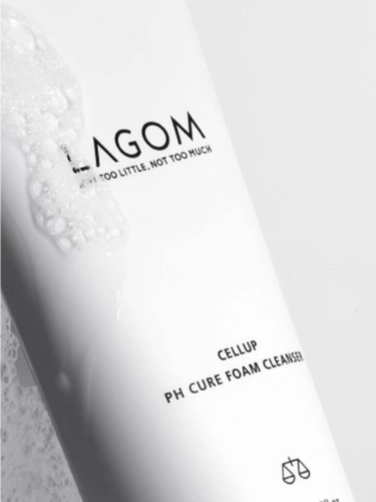 Yuvinish uchun namlovchi ko'pik Lagom Cellup Ph Cure Foam Cleanser, 120 ml
