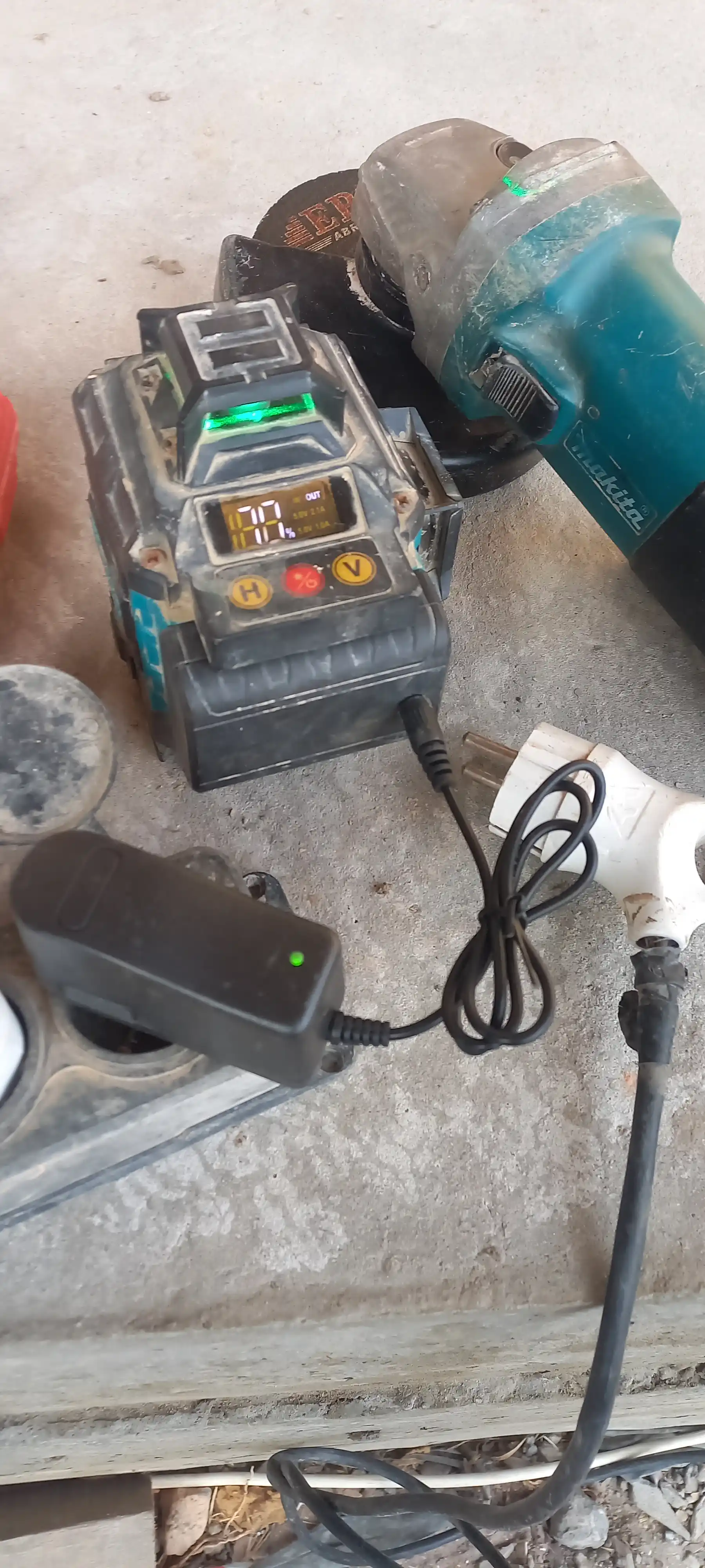 Shurup batareya, zaryadnik 21V/ 36V/ 48V/ 98V Lazer batareya, zaryadnik 5V