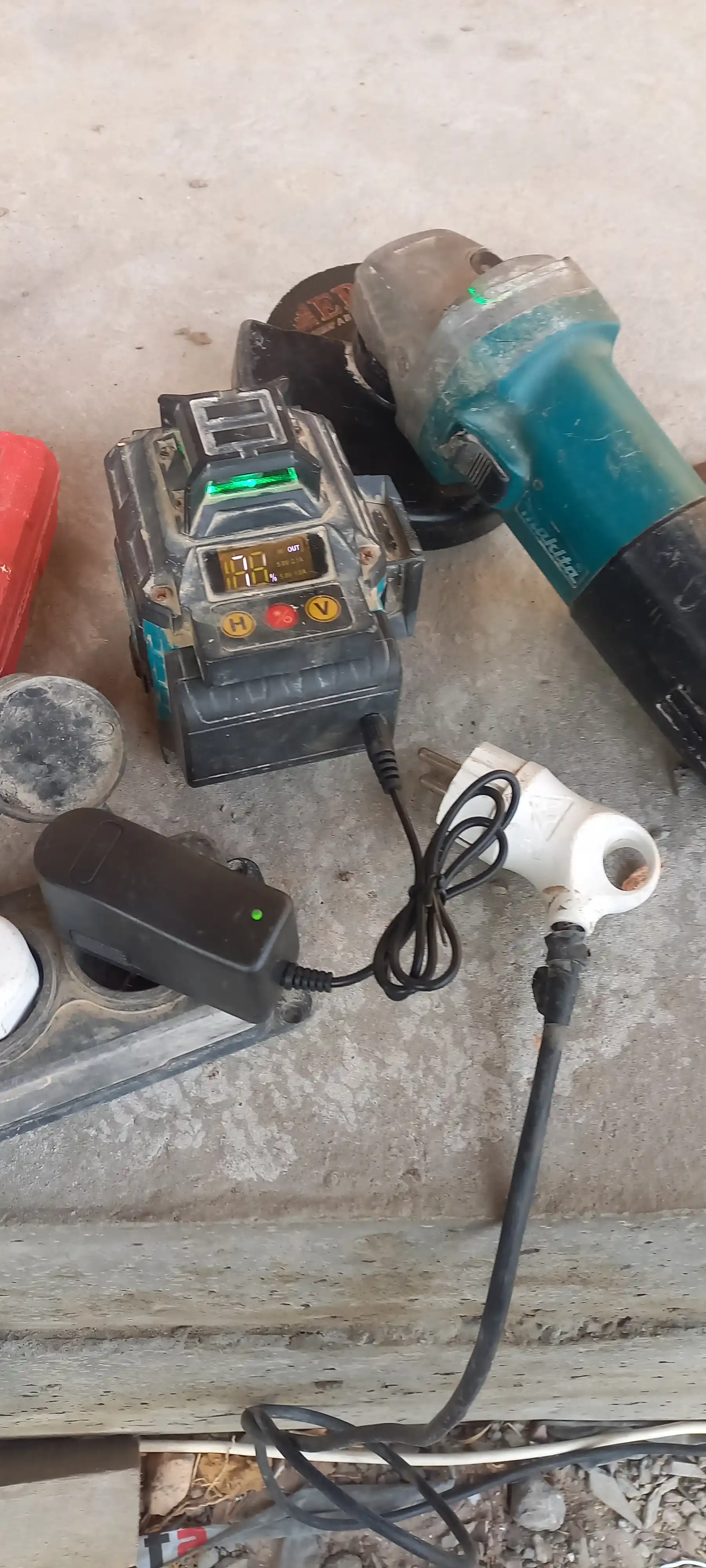 Shurup batareya, zaryadnik 21V/ 36V/ 48V/ 98V Lazer batareya, zaryadnik 5V