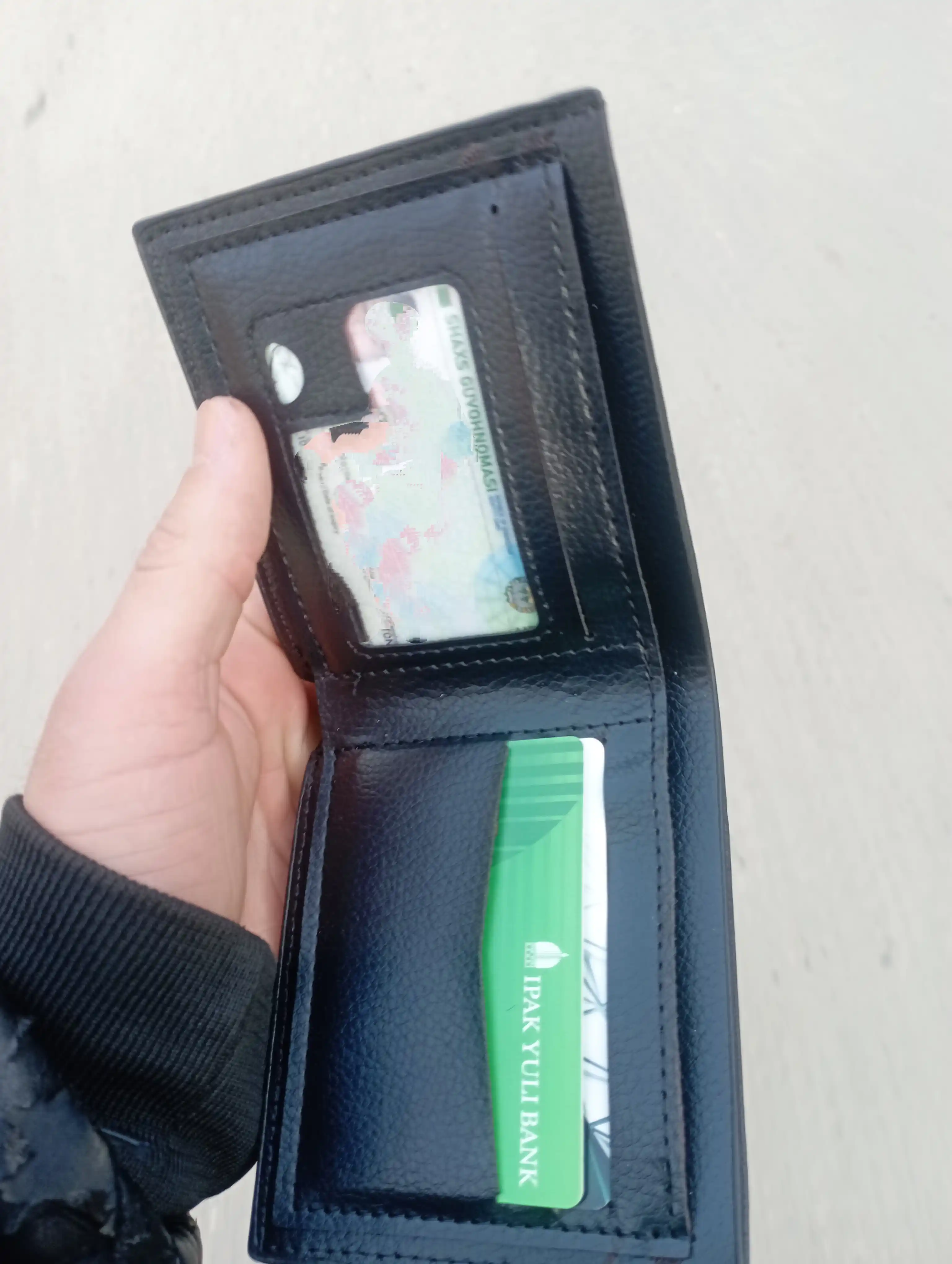 Erkaklar hamyoni, portmone, tugmali qulflash eko charm kashelek, o'lcham 12 * 10 sm