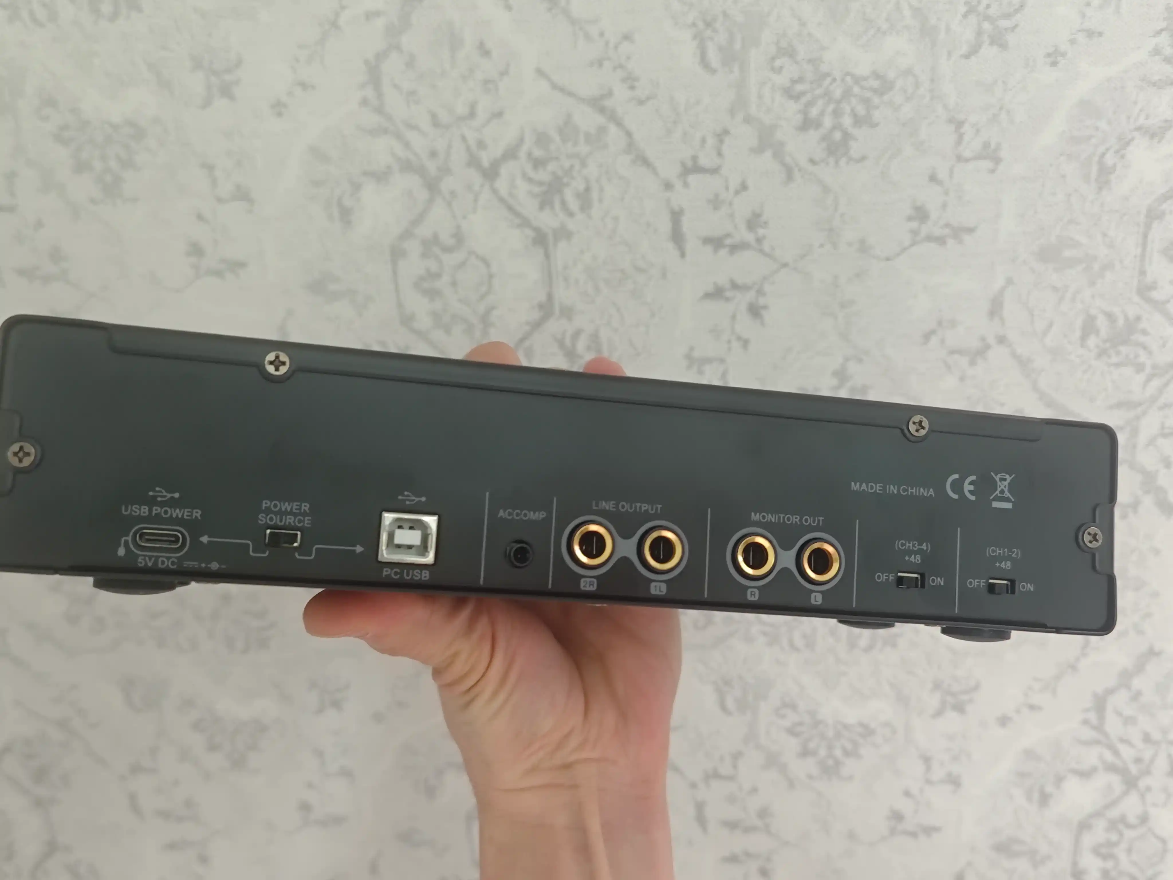 Xtuga E-44 24 бит 192 кГц 4 входа 4 выхода звуковая карта Sony USB interfeysi De