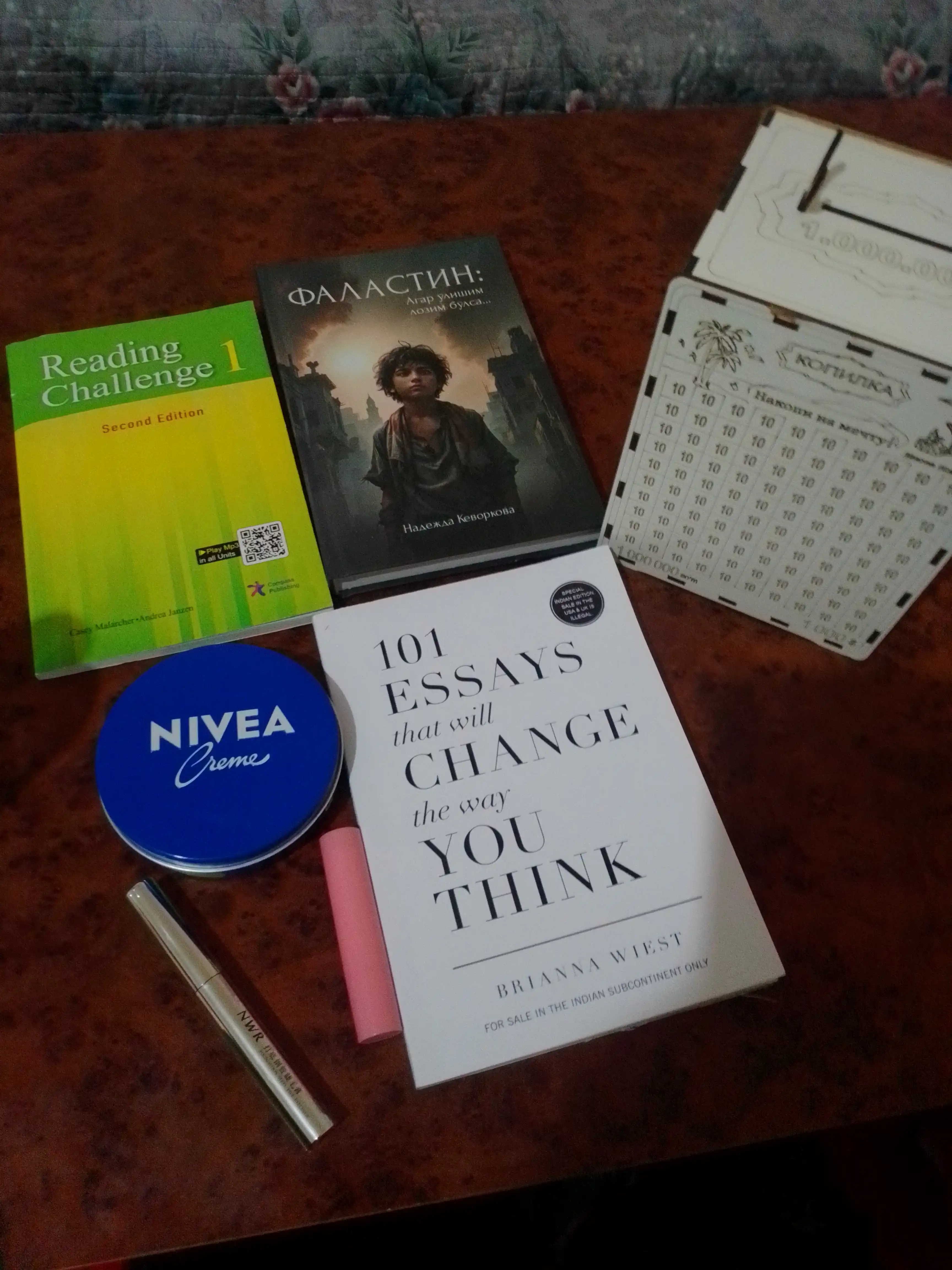 101 Essays That Will Change The Way You Think, Briana Wiest, ingliz tili