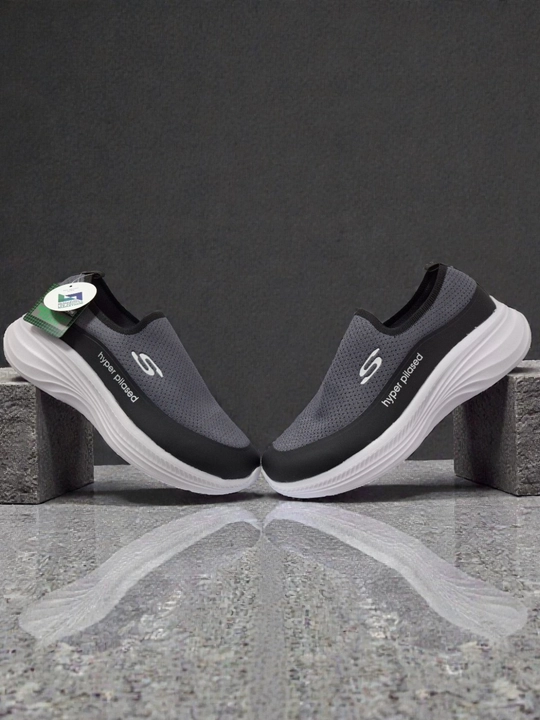 Skechers erkaklar yengil krossovkalari, 40-48 o'lchamlar, Memory Foam, bahor-yoz