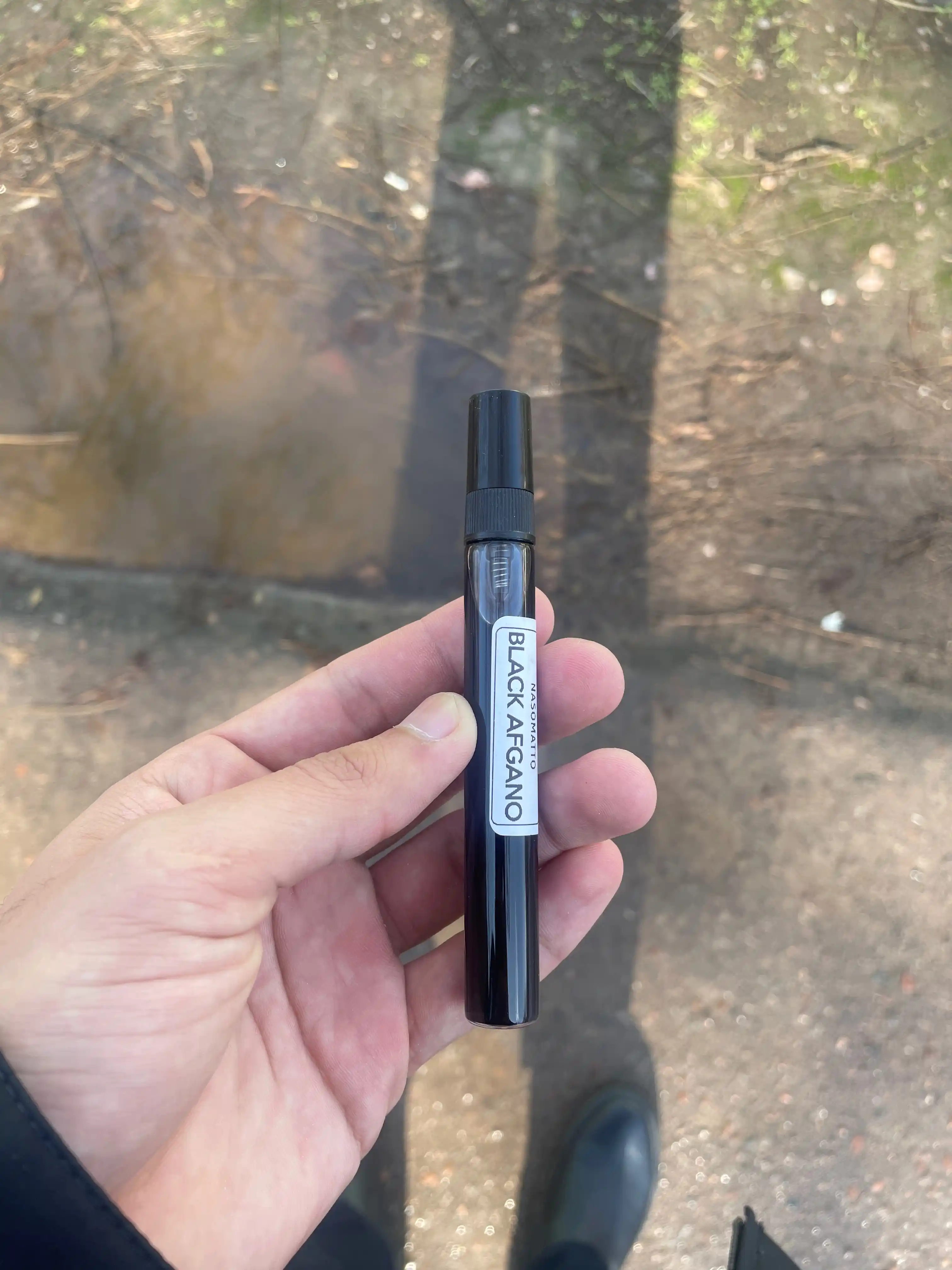 Erkaklar atiri Black afgano NASOMATTO-ga asoslangan