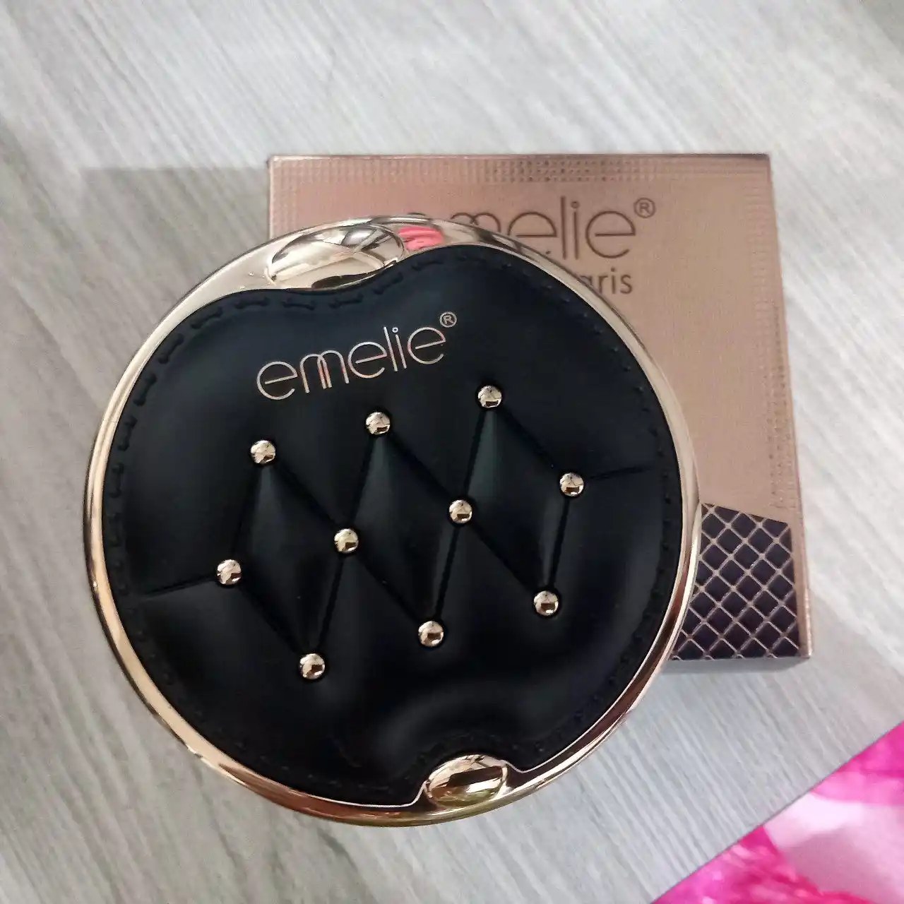 Пудра для лица Emelie BB/HD компактная Matte Powder, SPF, матовая, стойкая