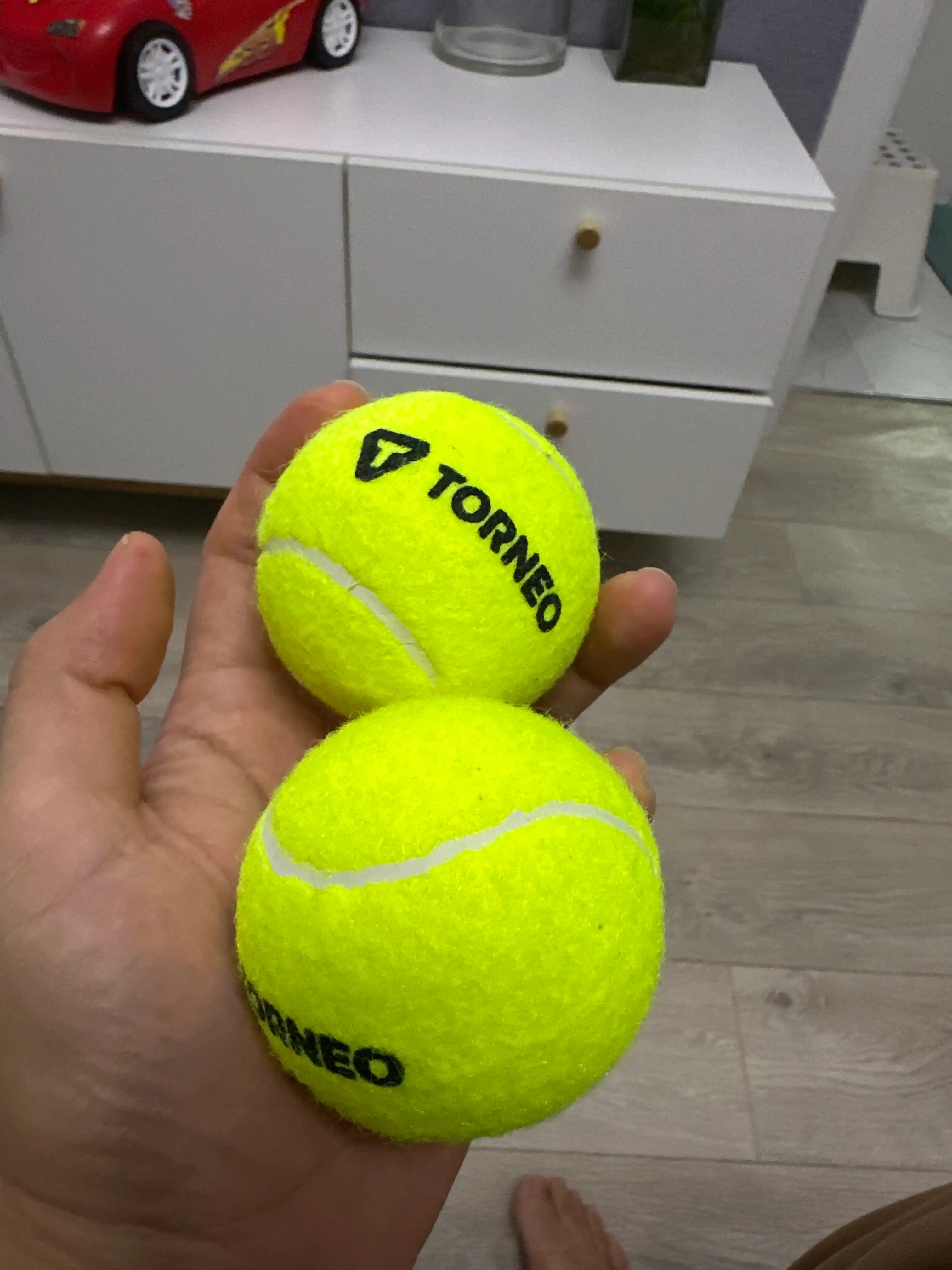 Torneo katta tennis uchun universal to'p