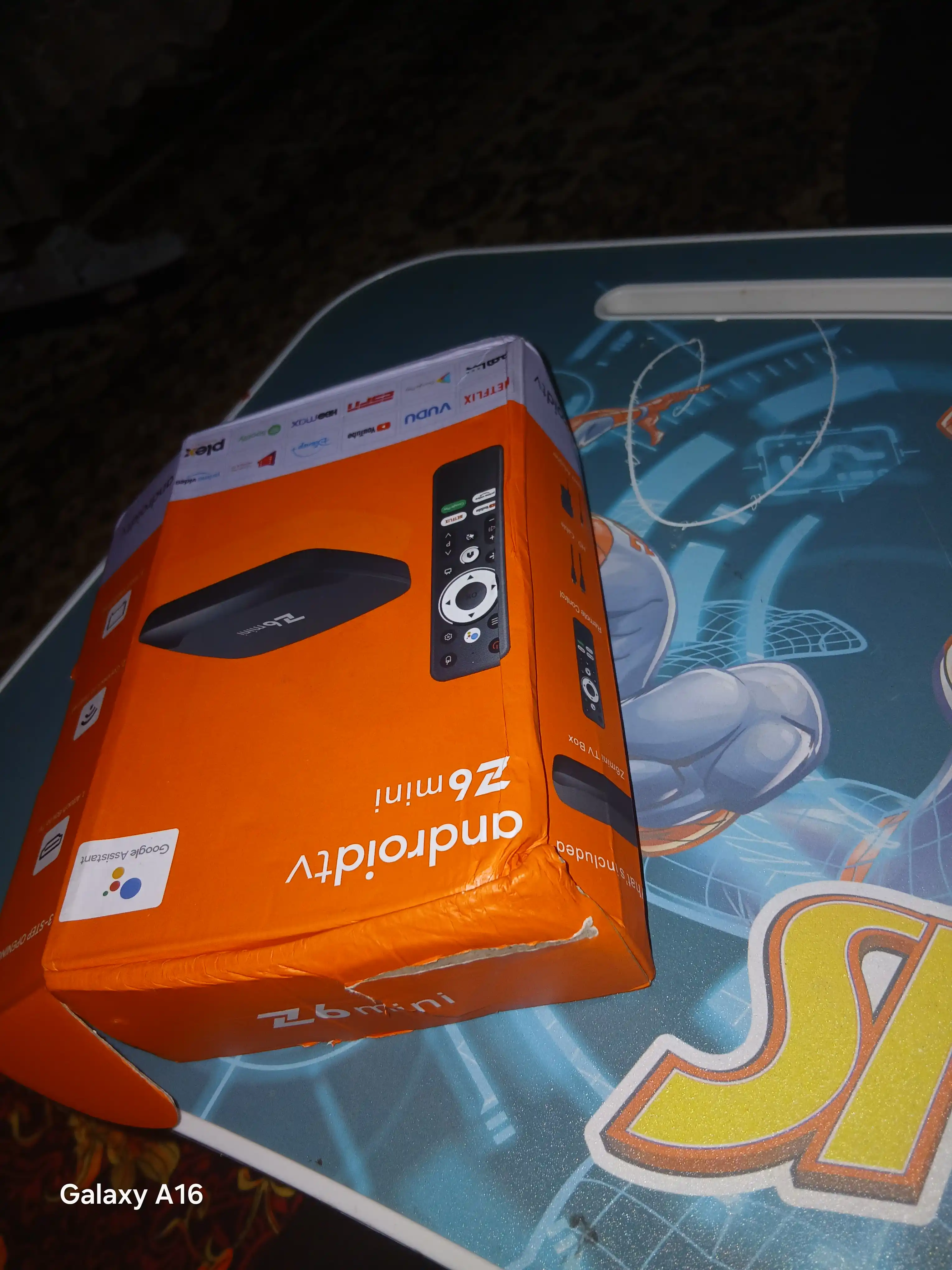 Mi TV Stick pristavkasi, televizoringizni Smart TVga aylantiring