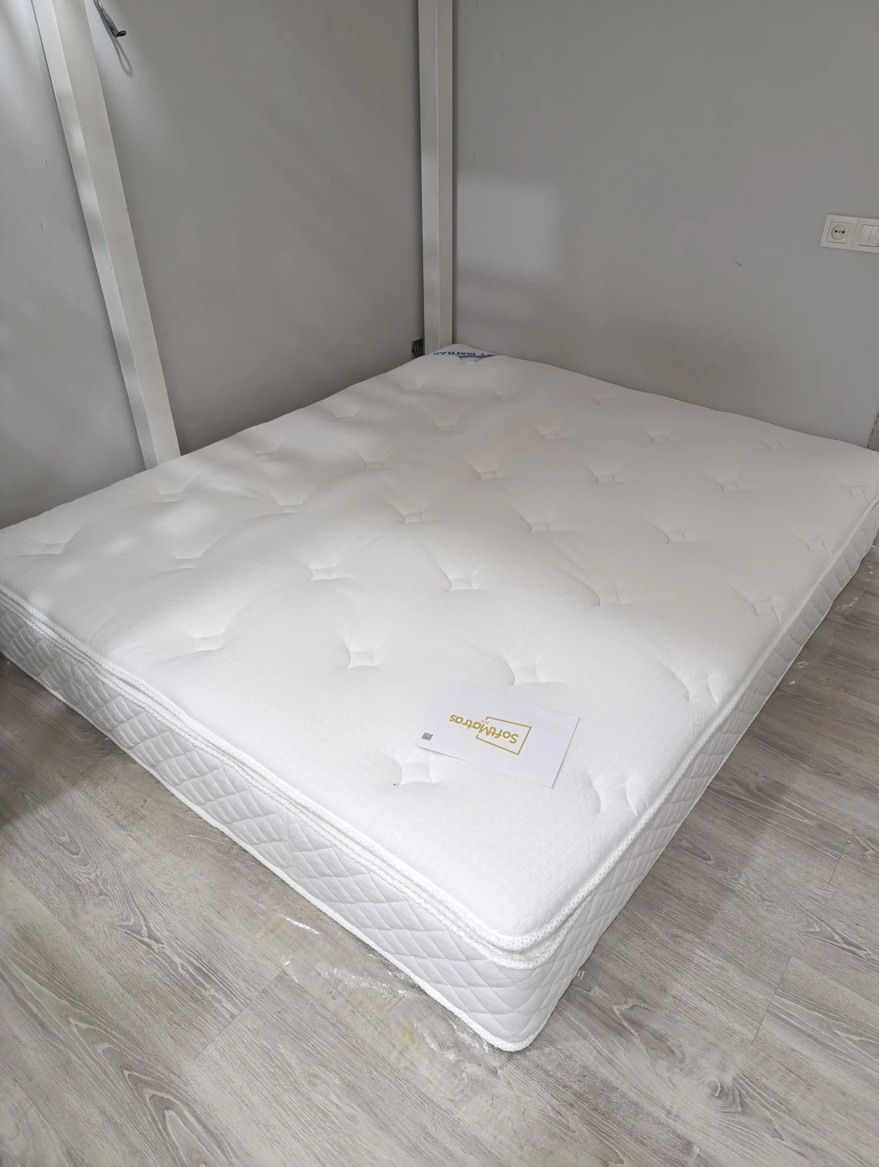 Matras Crystal, anatomik (bir kishilik va ikki kishilik, balandligi 29 sm)