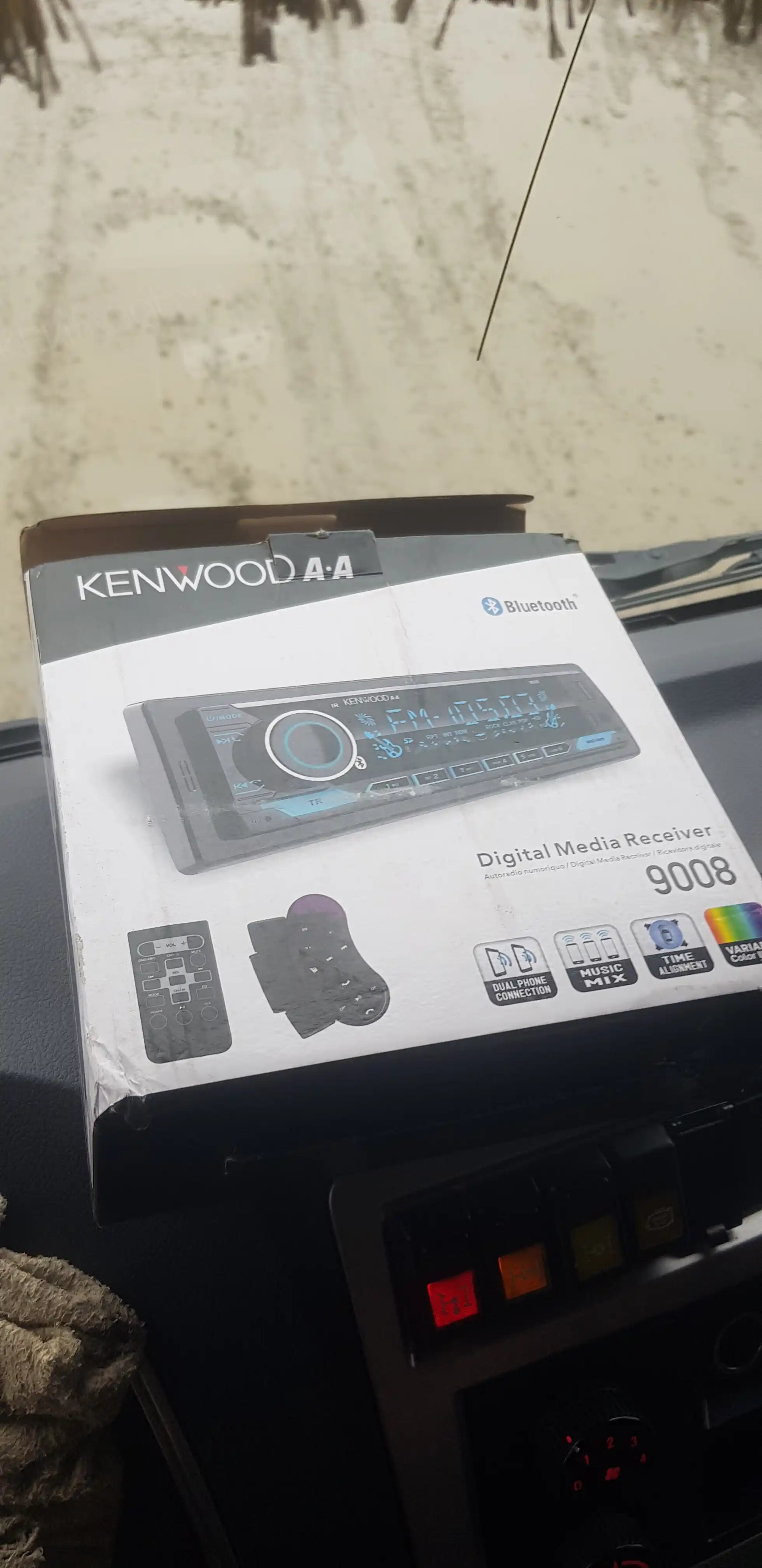 Автомагнитола Kenwood