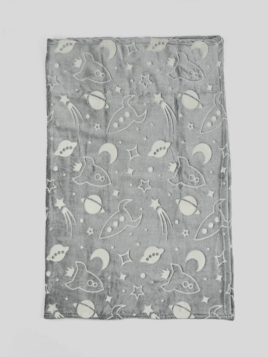 Qorong‘ida yorug‘lanadigan pled 152×127 sm, kulrang, kosmos dizayni