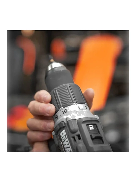 Akkumulyatorli zarbli drel-shurupovyort DeWALT McLaren DCD85MP2T-QW