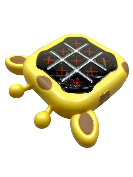 Bolalar uchun jirafa mini-konsolini rivojlantiruvchi Tic-Tac-Toe krest-nolik elektron o‘yini