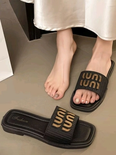 Qora