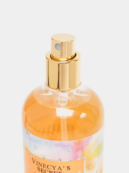 Parfyumlangan tana spreyi suvi Victoria's Secret Spreyi Aqua Kiss Rush, Shimmer, 250 ml