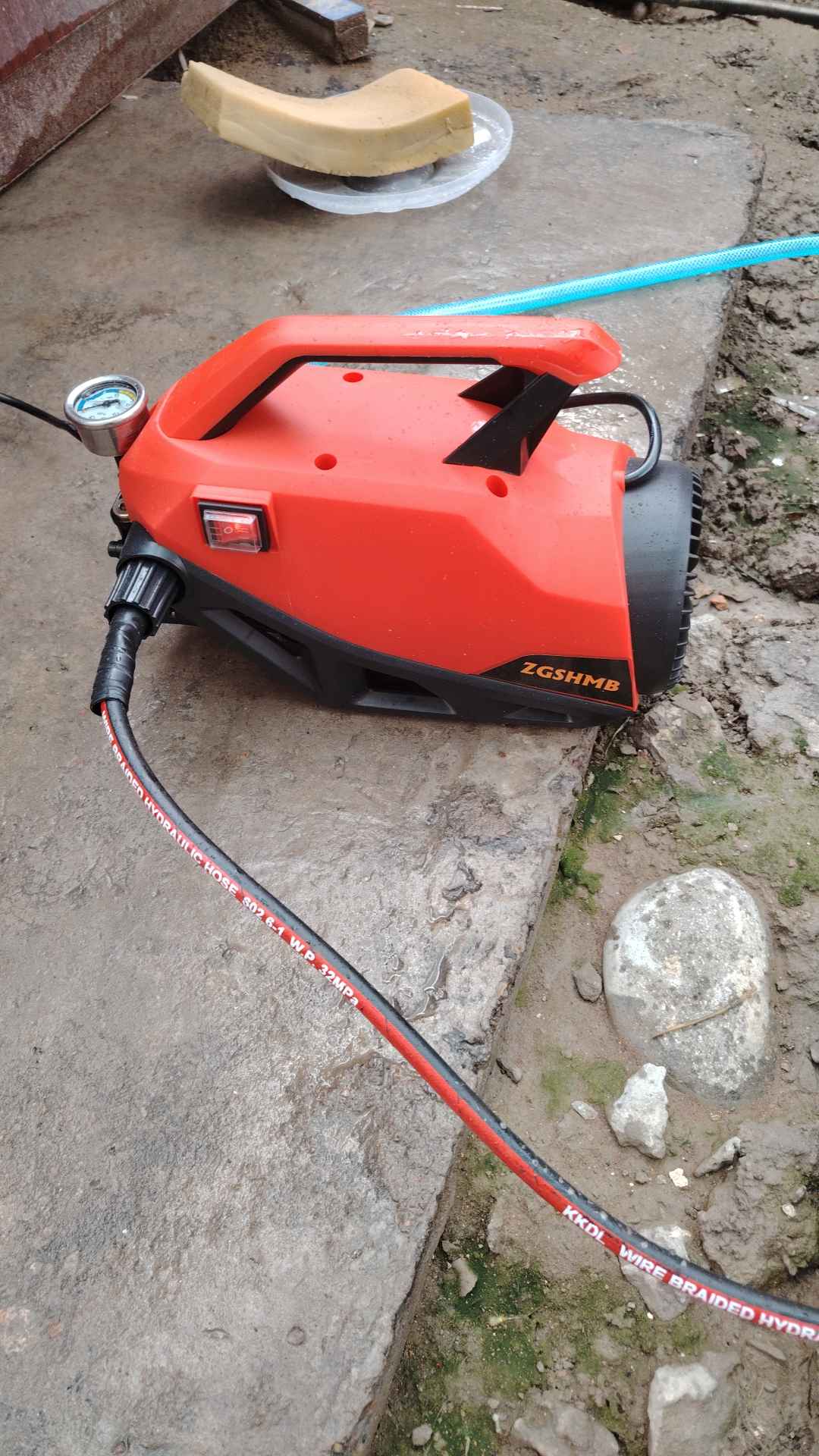 Yuqori bosimli moyka M5/Z-M8, 130 bar, shlang uzunligi 8 m