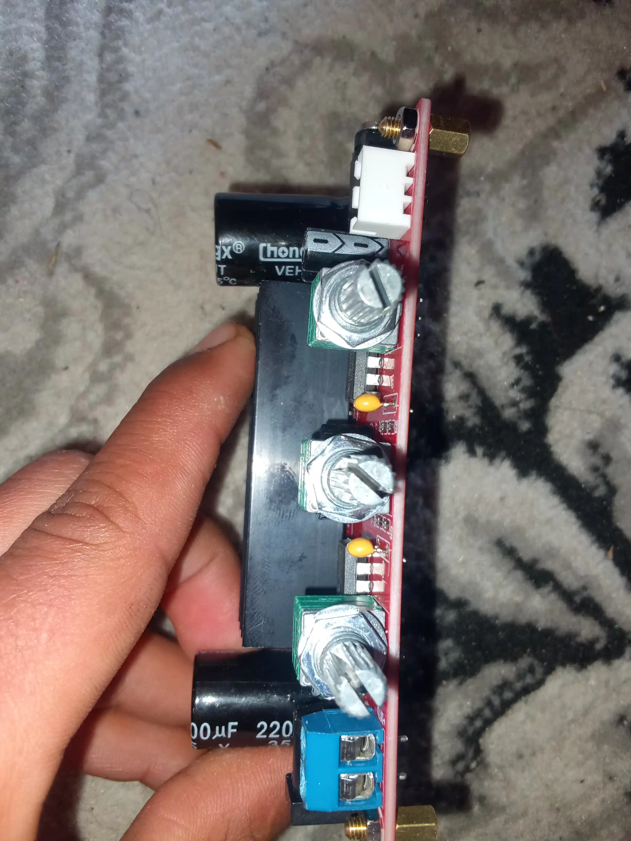 CS3835EO Аудиосистема 2.1: 2 × 60W стерео + 60W сабвуфер усилитель с выходом на сабвуфер