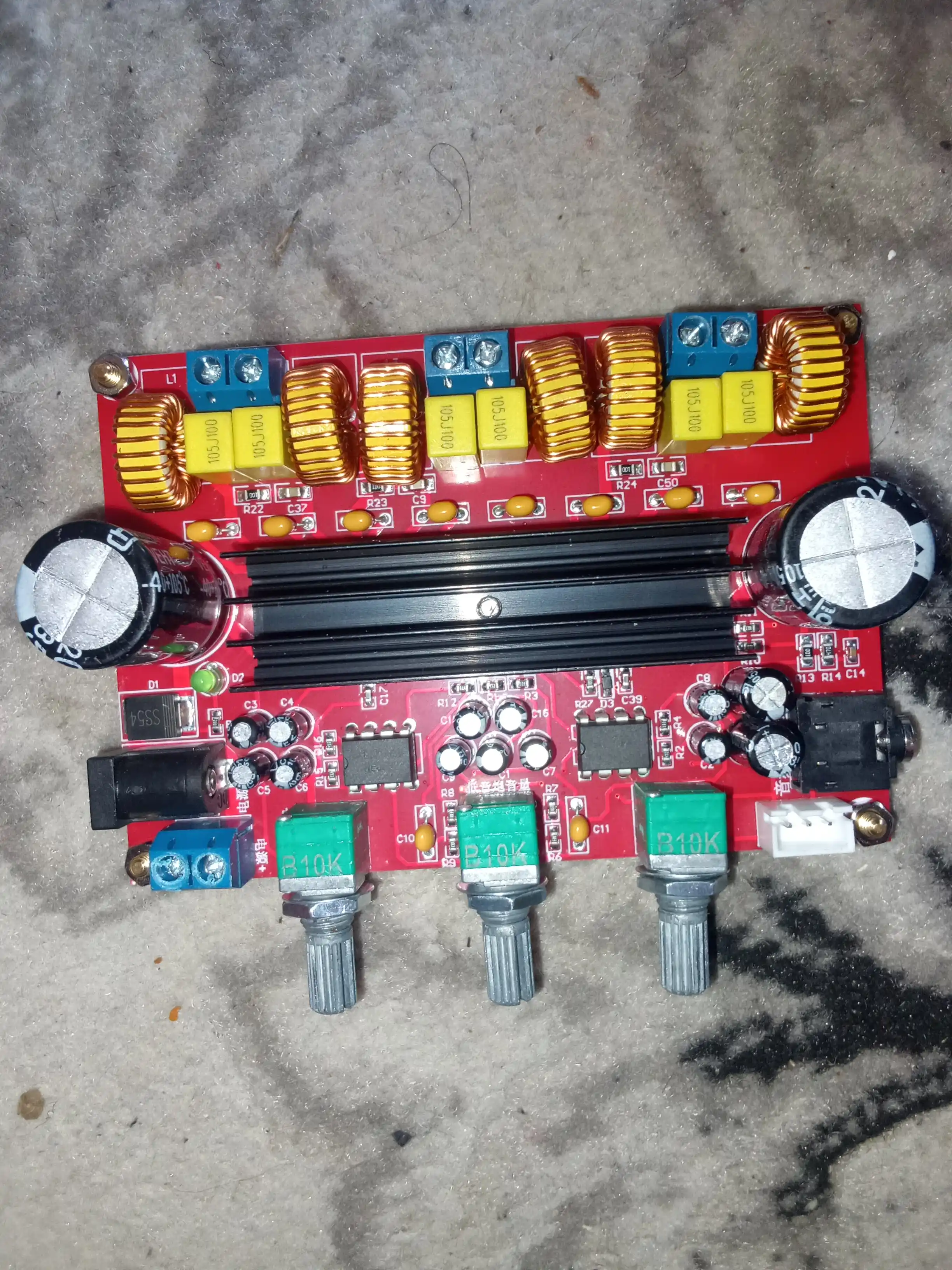 CS3835EO Аудиосистема 2.1: 2 × 60W стерео + 60W сабвуфер усилитель с выходом на сабвуфер