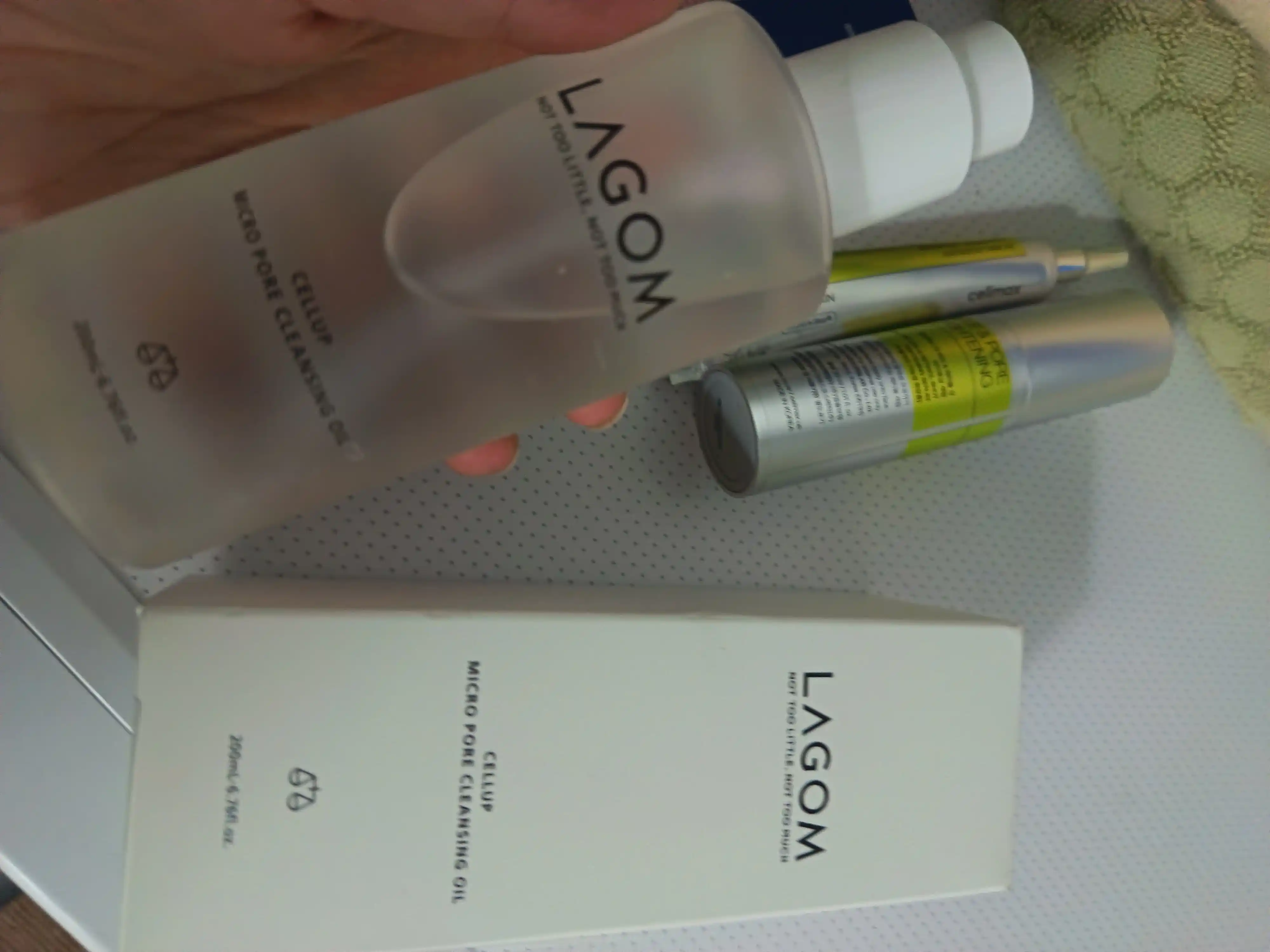 Гидрофильное масло для глубокого очищения пор Lagom Cellup Micro Pore Cleansing Oil