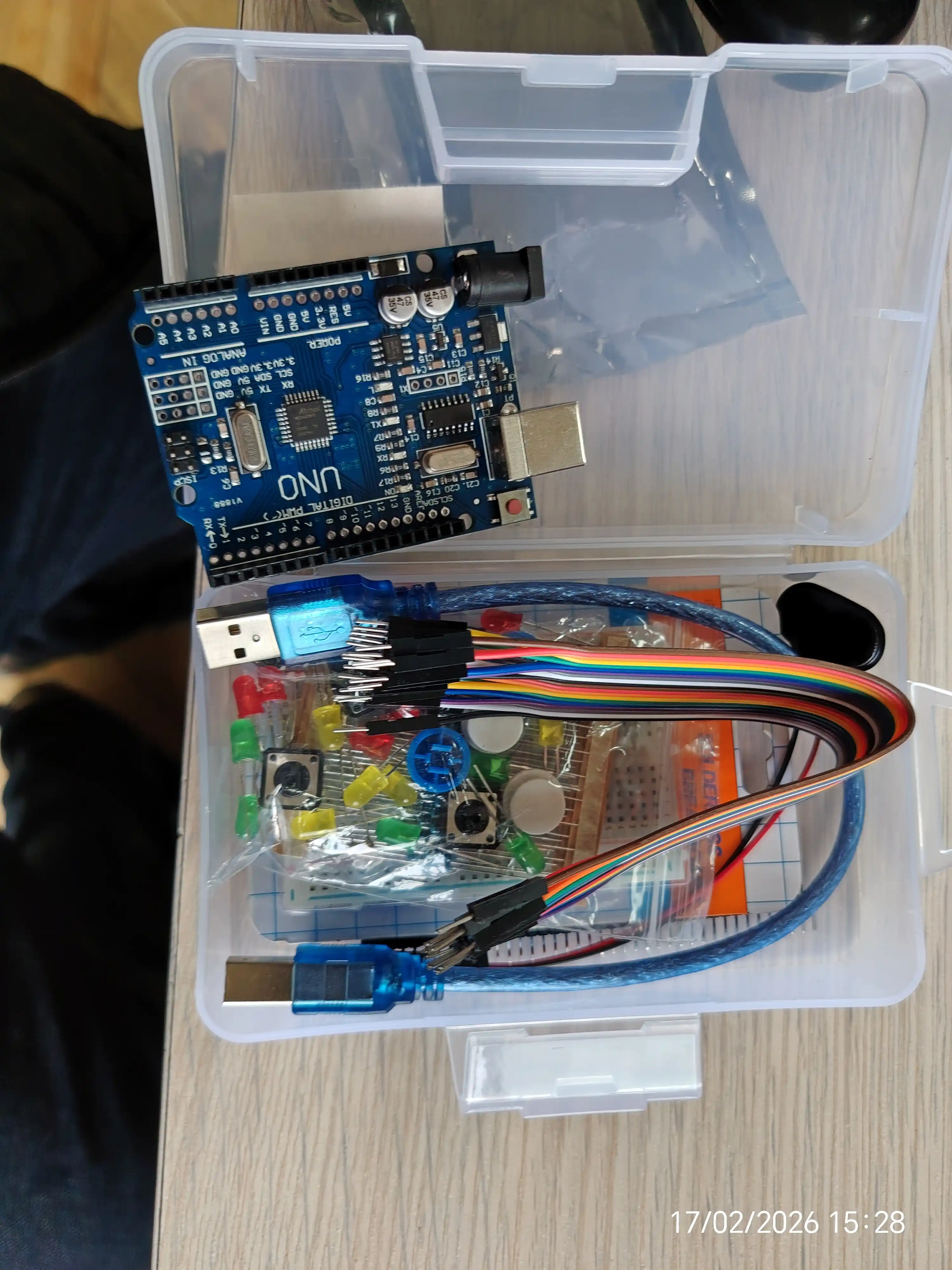 Минимальные наборы компонентов для начинающих,  по Arduino и робототехнике