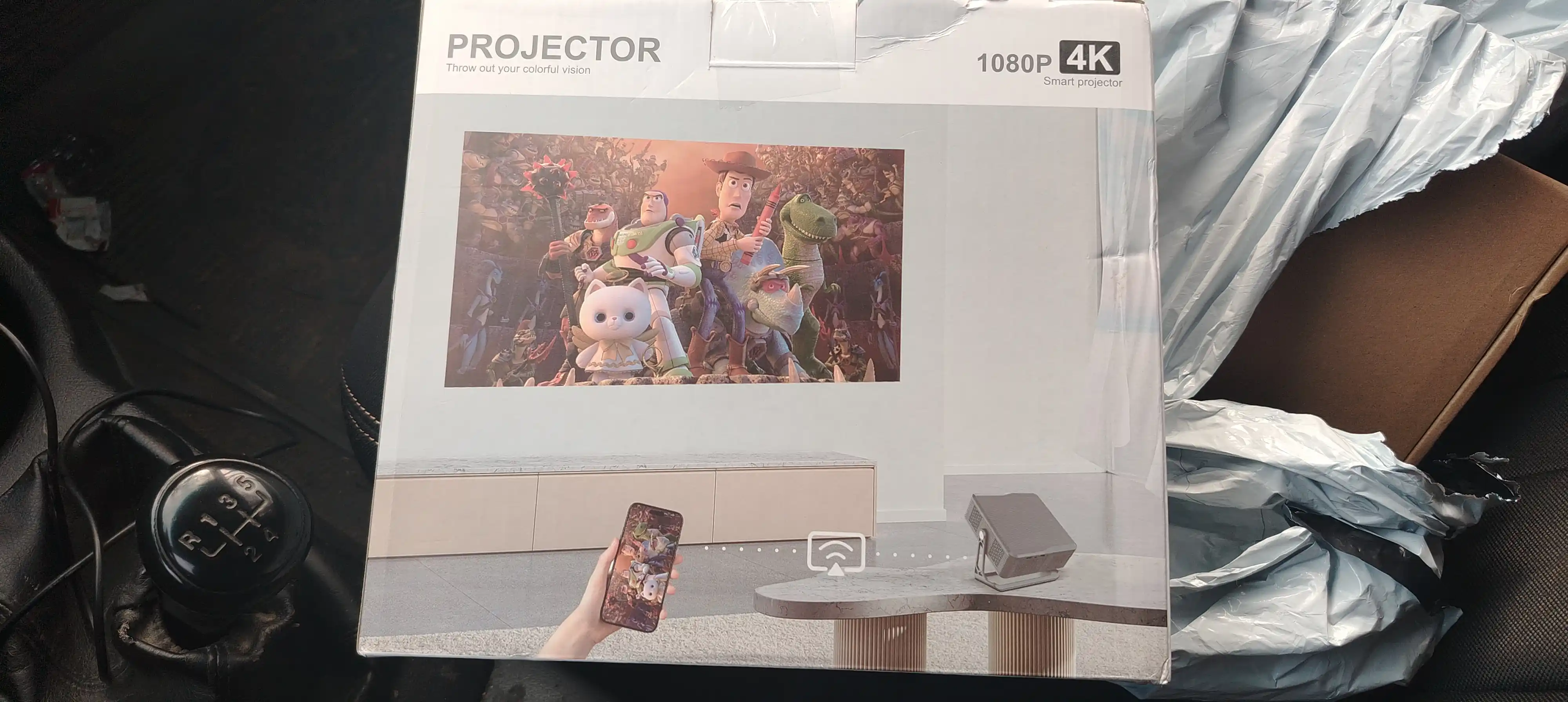 Maktab va ofis uchun Smart proektor PROJECTOR T77 Android 11, 1920*1080 Full HD Wi-Fi