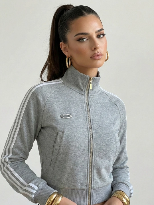 Qisqa fermuarli ayollar sport koftasi - EllyFashion