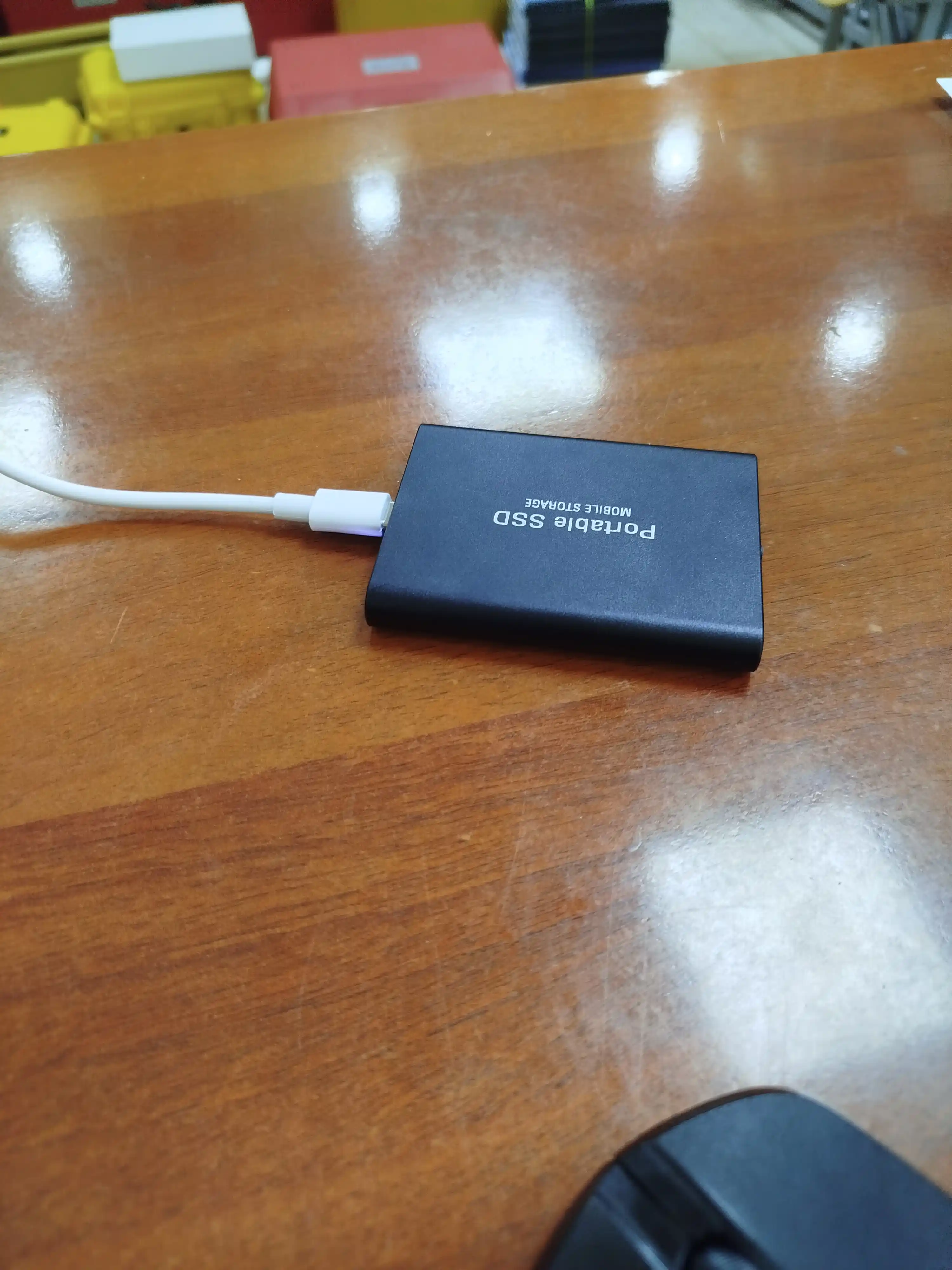 Hard 2 TB