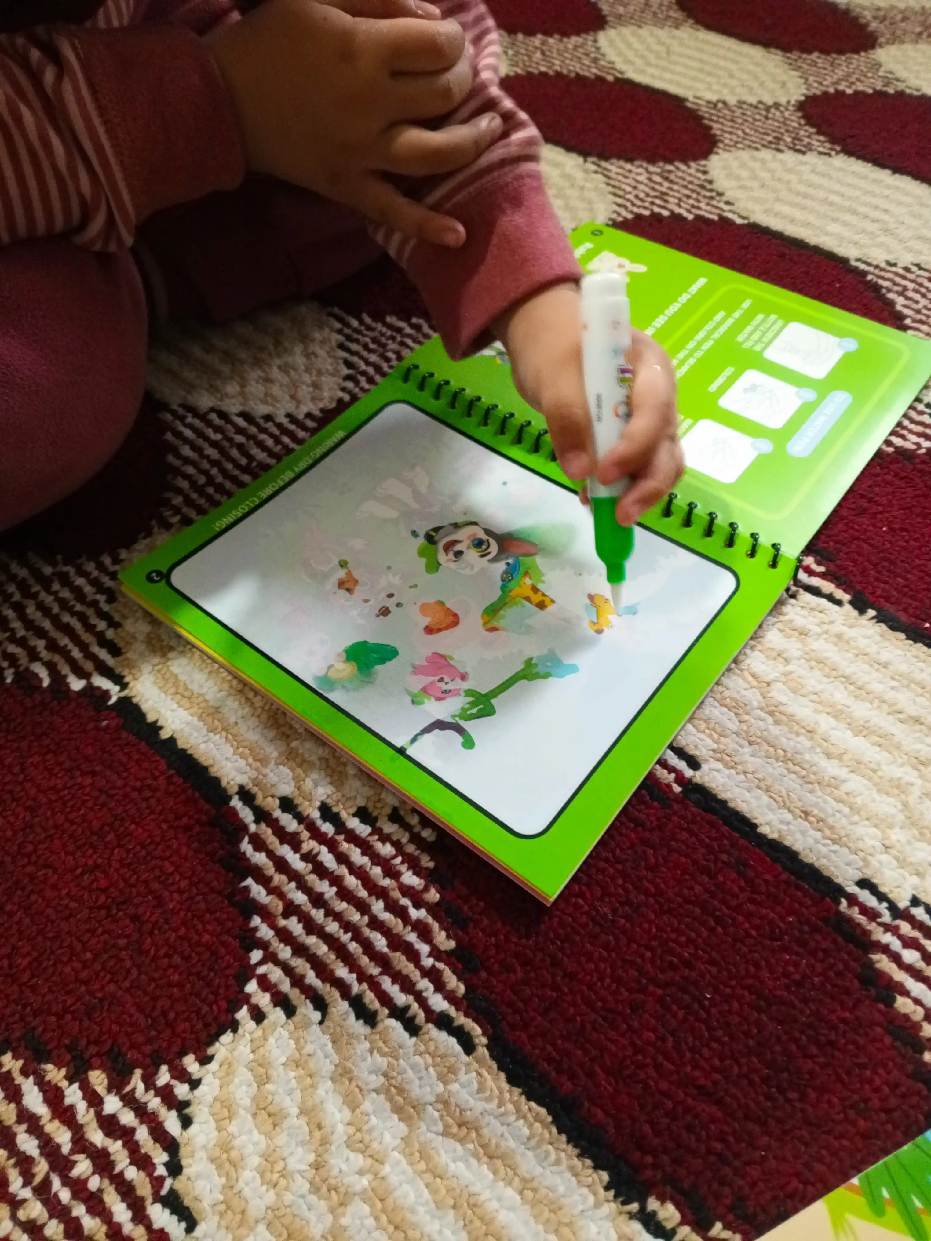 Magic Water Book qayta ishlatiladigan bolalar suv bo'yash kitobi