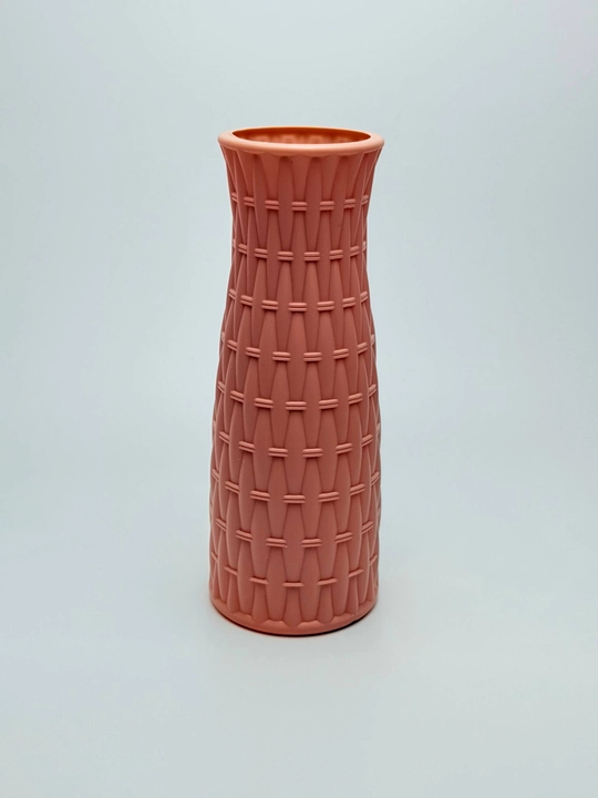 Tabiiy va sun’iy gullar uchun guldon vaza, plastik, kauchuk va plastmassa materiallardan