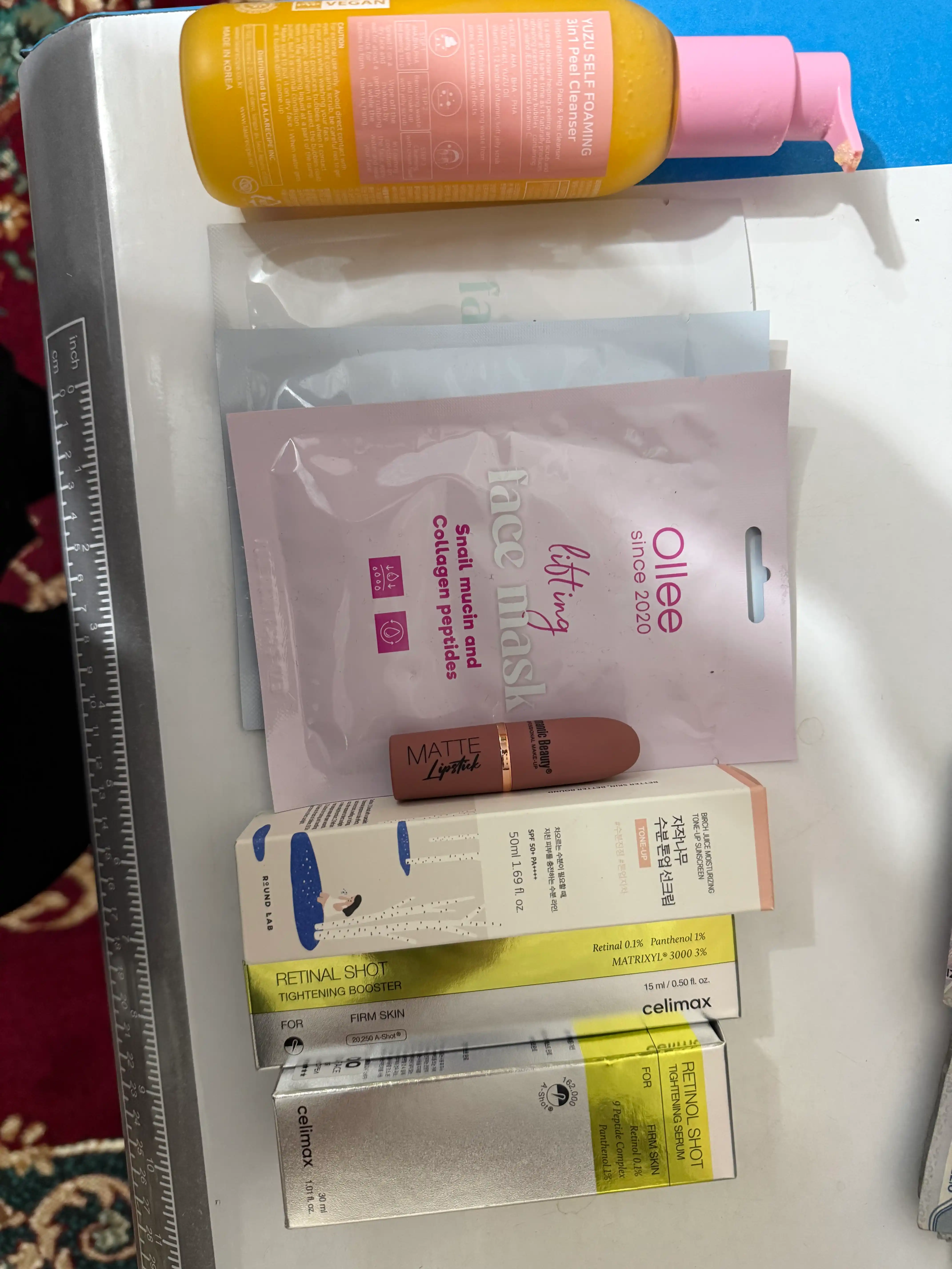 Tortuvchi retinol bilan zardob va retinol bilan tortuvchi booster-krem, Celimax