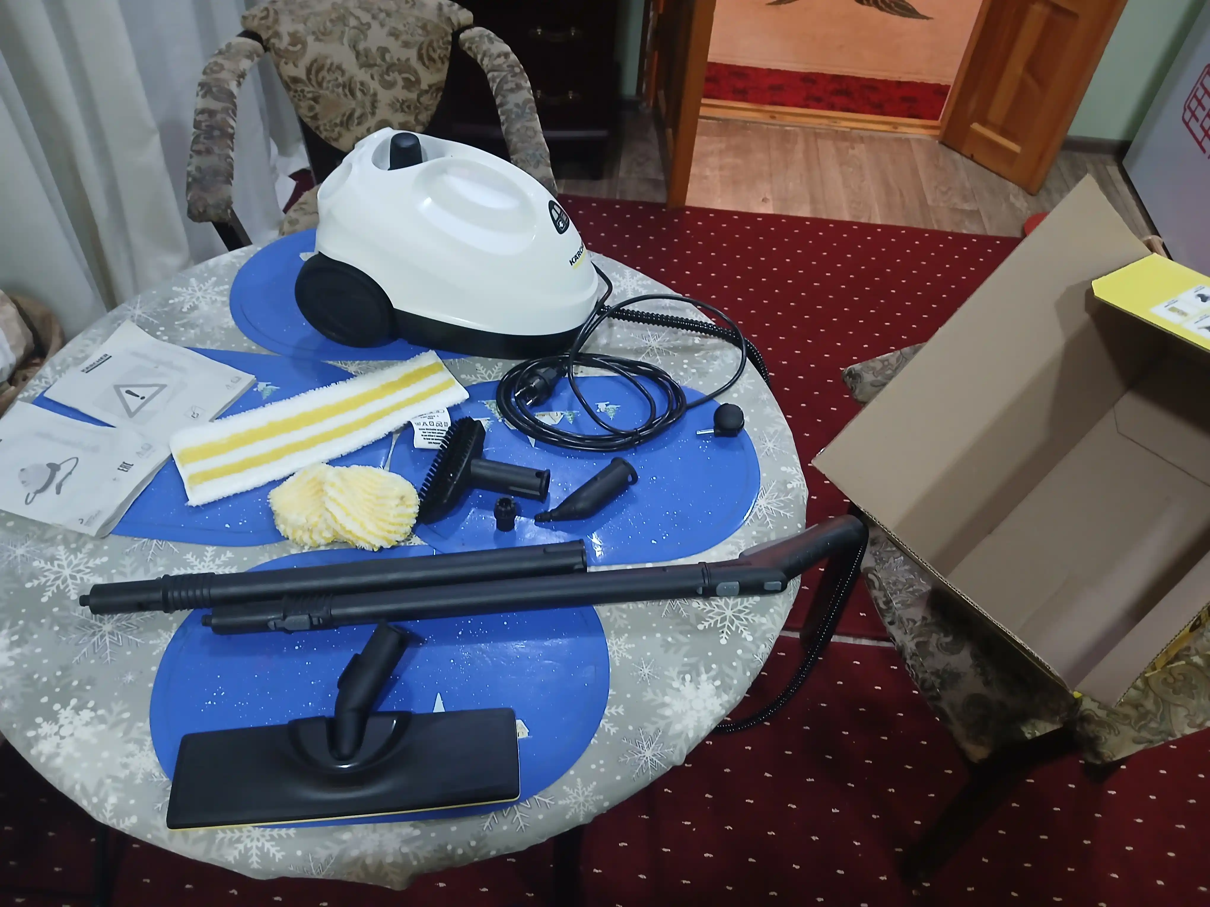 Karcher SC 2 EasyFix uy va kimyoviy moddalarsiz tozalash uchun bug‘ tozalagich 1.512-600.0