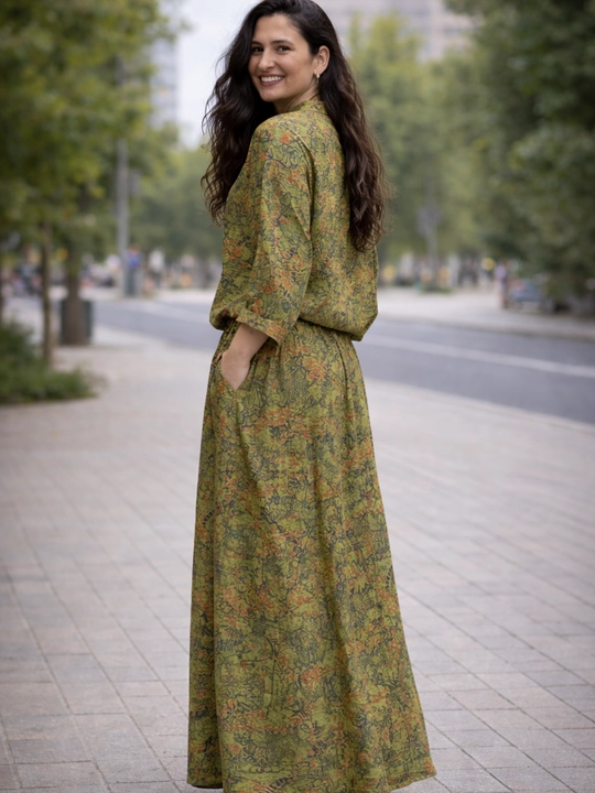 Ayollar dvoyka kostyumi oversize 2v1 paxta 100% 48–56 rubashka va yubka cho‘ntakli, yozgi