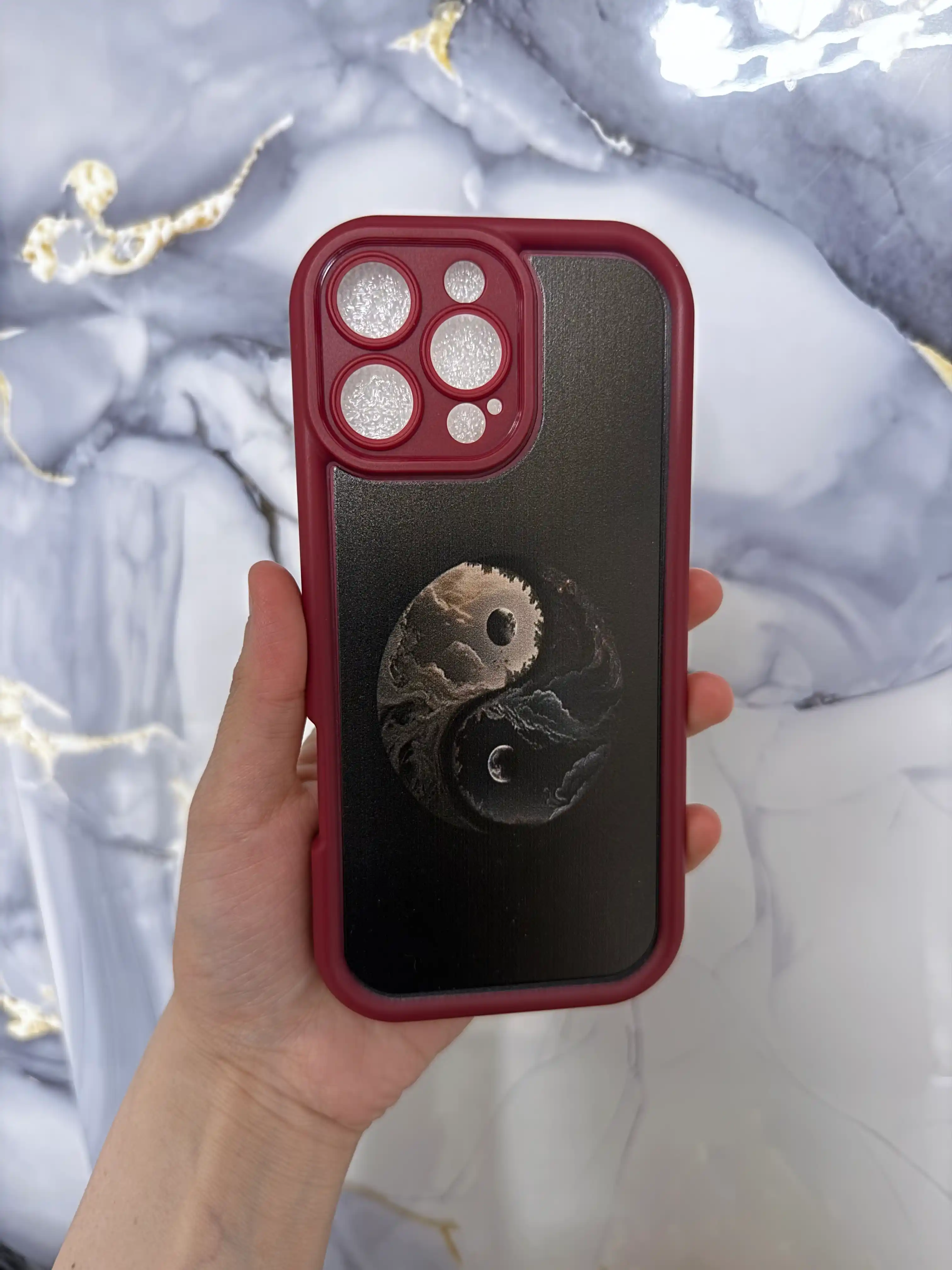 Чехлы на IPhone 13, 14, 15, 16 Pro, Pro Max 