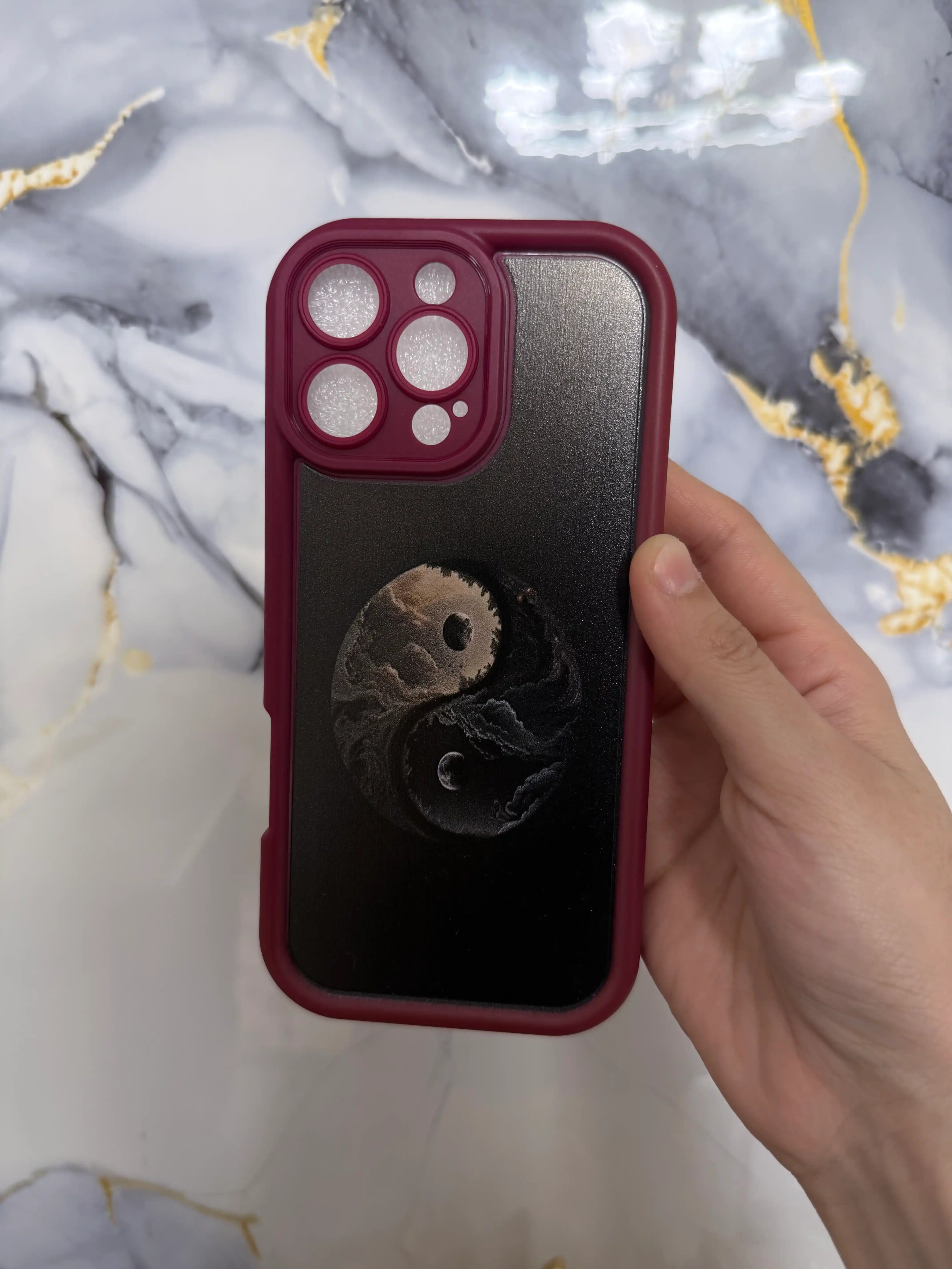 Чехлы на IPhone 13, 14, 15, 16 Pro, Pro Max 