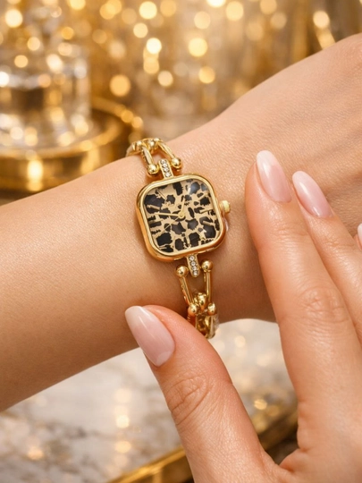 Женские luxury кварцевые часы в подарочной коробке — GIFTS24-LUXS-ЗОЛОТ
