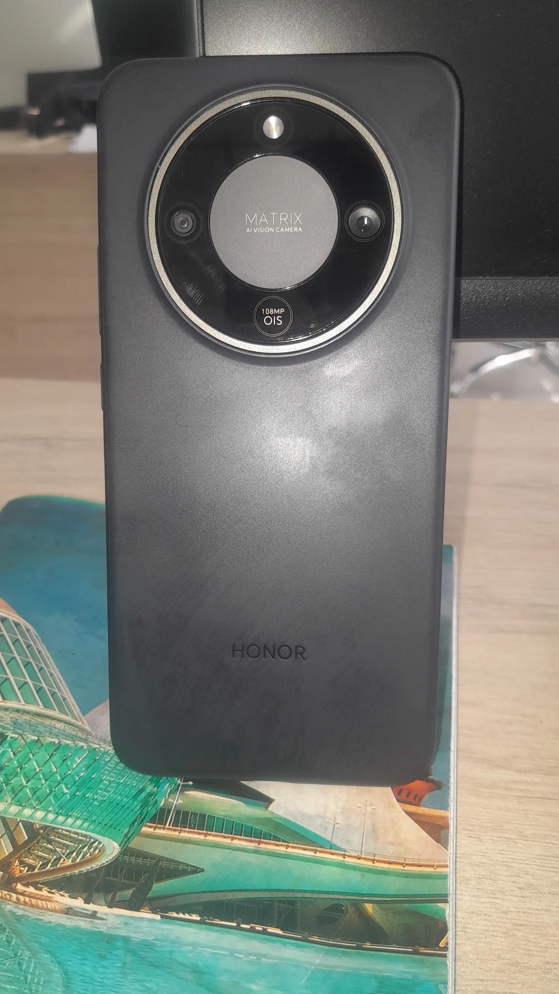 Smartfon HONOR X9d 5G 6.79 AMOLED, Snapdragon 6 Gen 4, 108 MP, 8300 mA·soat