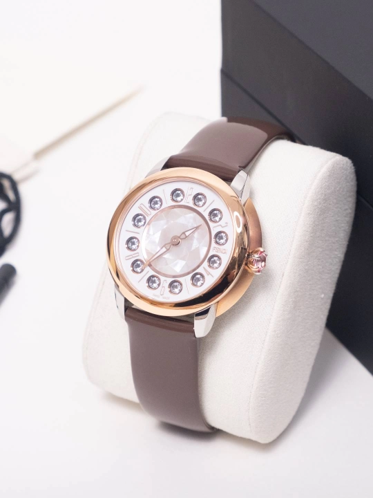 Ayollar qo'l soati Fendi IShine