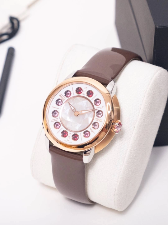 Женские часы Fendi IShine - 