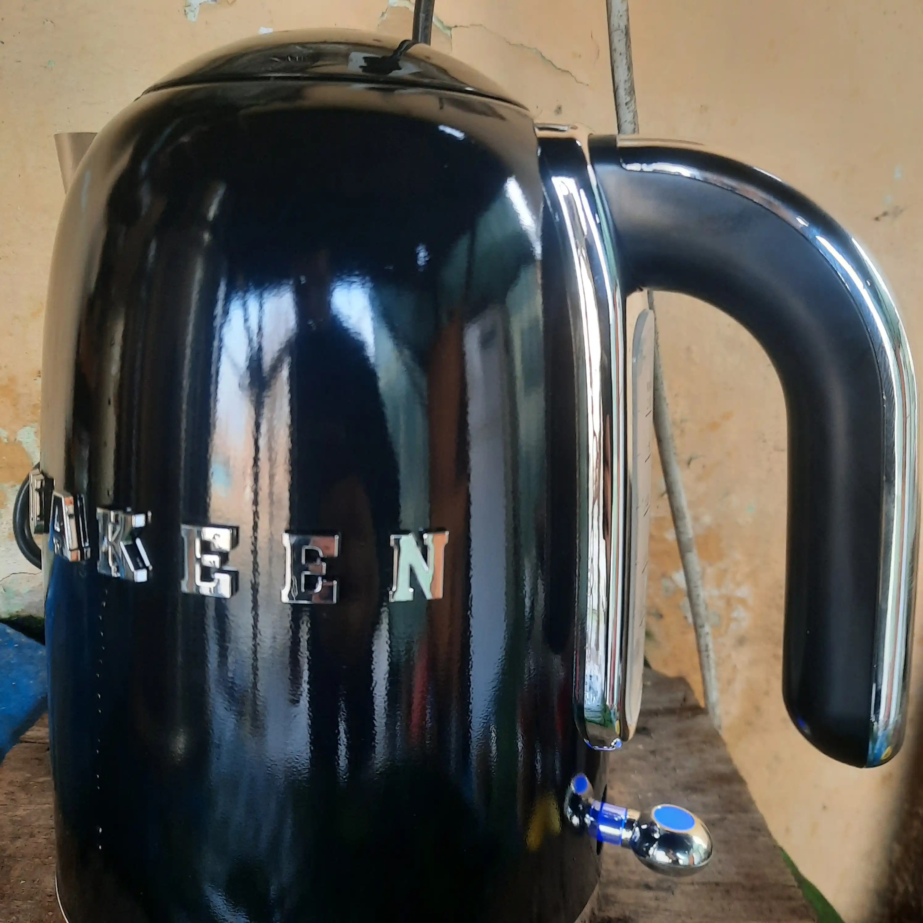 Elektr choynak UAKEEN, 2 litr, 2200 W