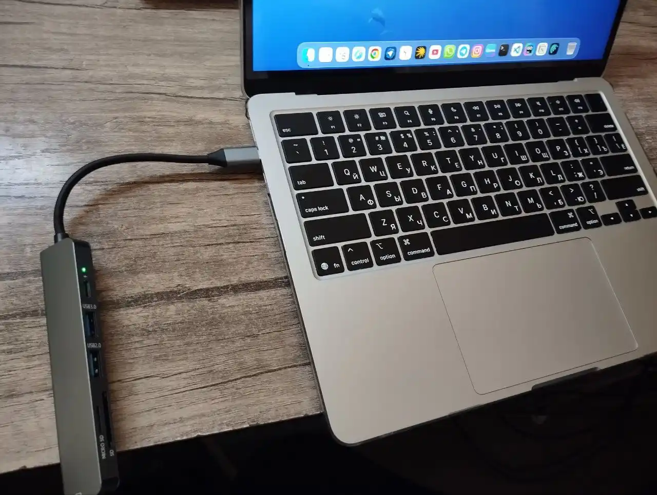 USB 3.0 6 in 1 USB HUB Type C dok stansiyasi, o‘tkazgich, konsentrator, adapter