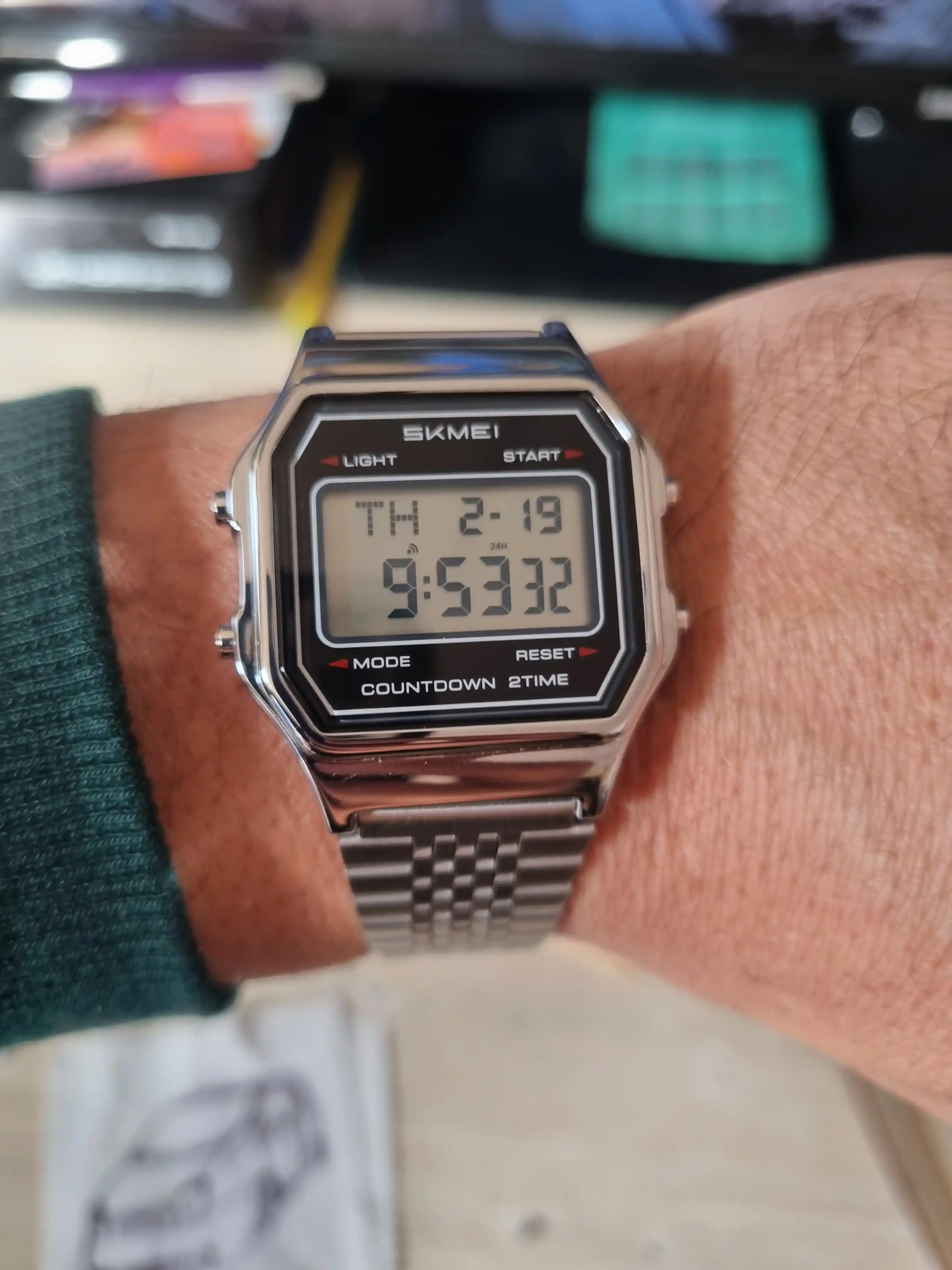 Электронные наручные часы в стиле Retro, SY2465