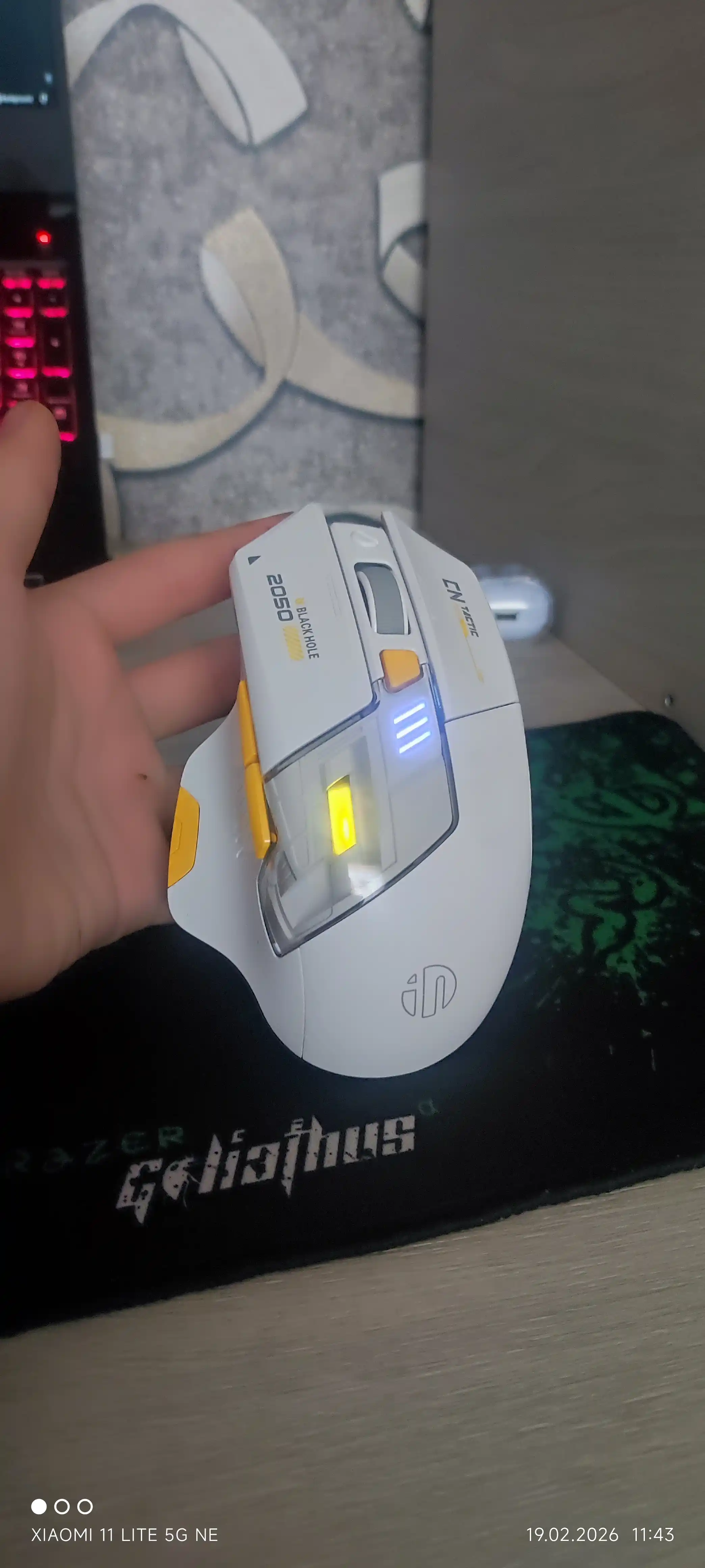 Игровая мышь Inphic A9 (V2) беспроводная, бесшумная, аккумулятором с RGB подсветкой
