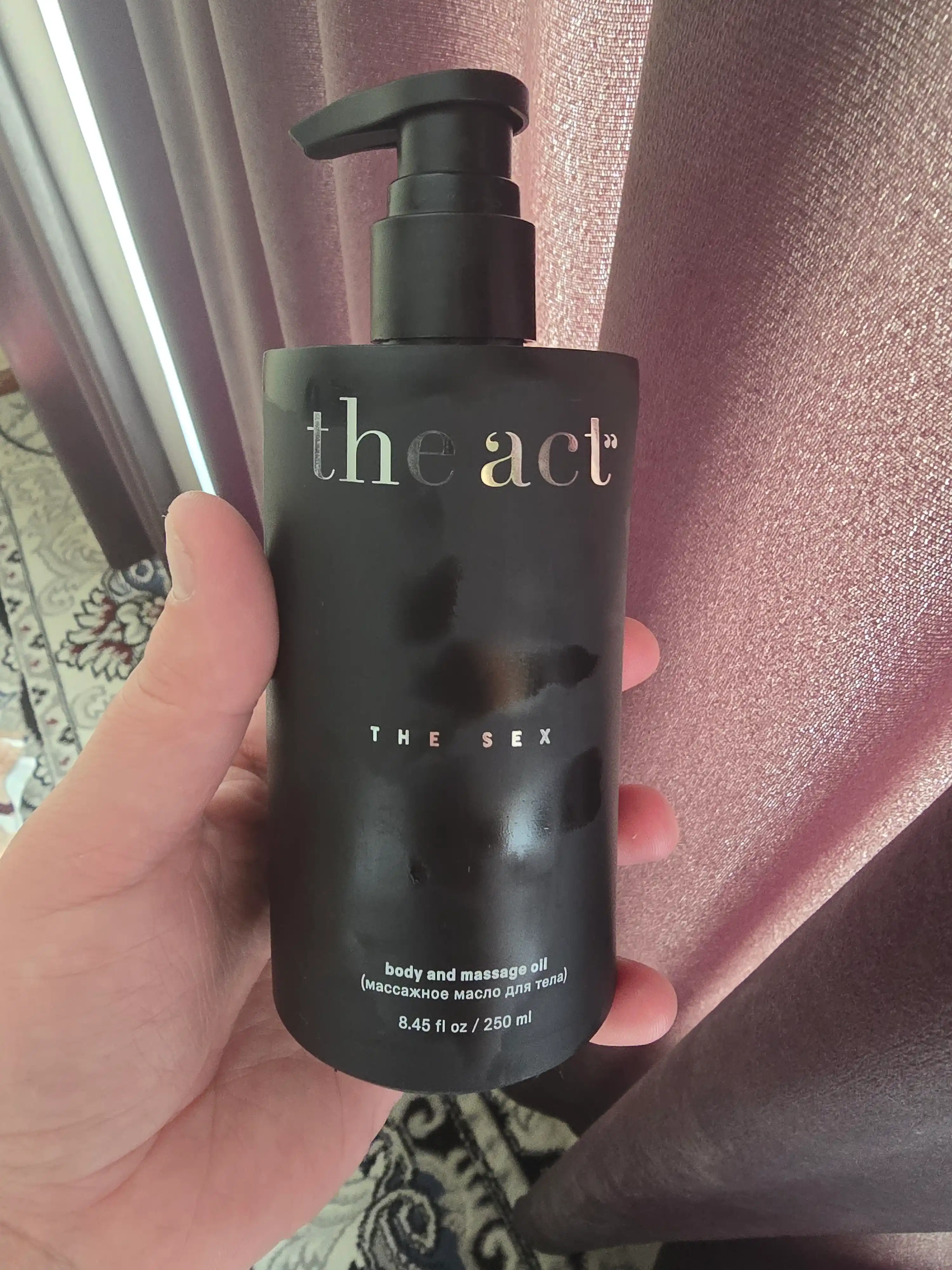 The Act tana uchun massaj yog‘i, oziqlantiruvchi, parfyumeriyali, afrodiziaklar bilan
