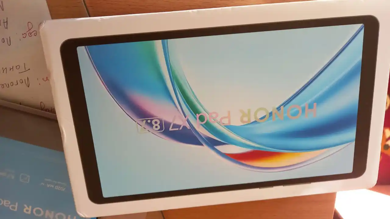 Планшет Honor Pad X7 4/64/128 ГБ, Snapdragon® 680, WI-FI/LTE SIM, аккумулятор на 7020 мАч