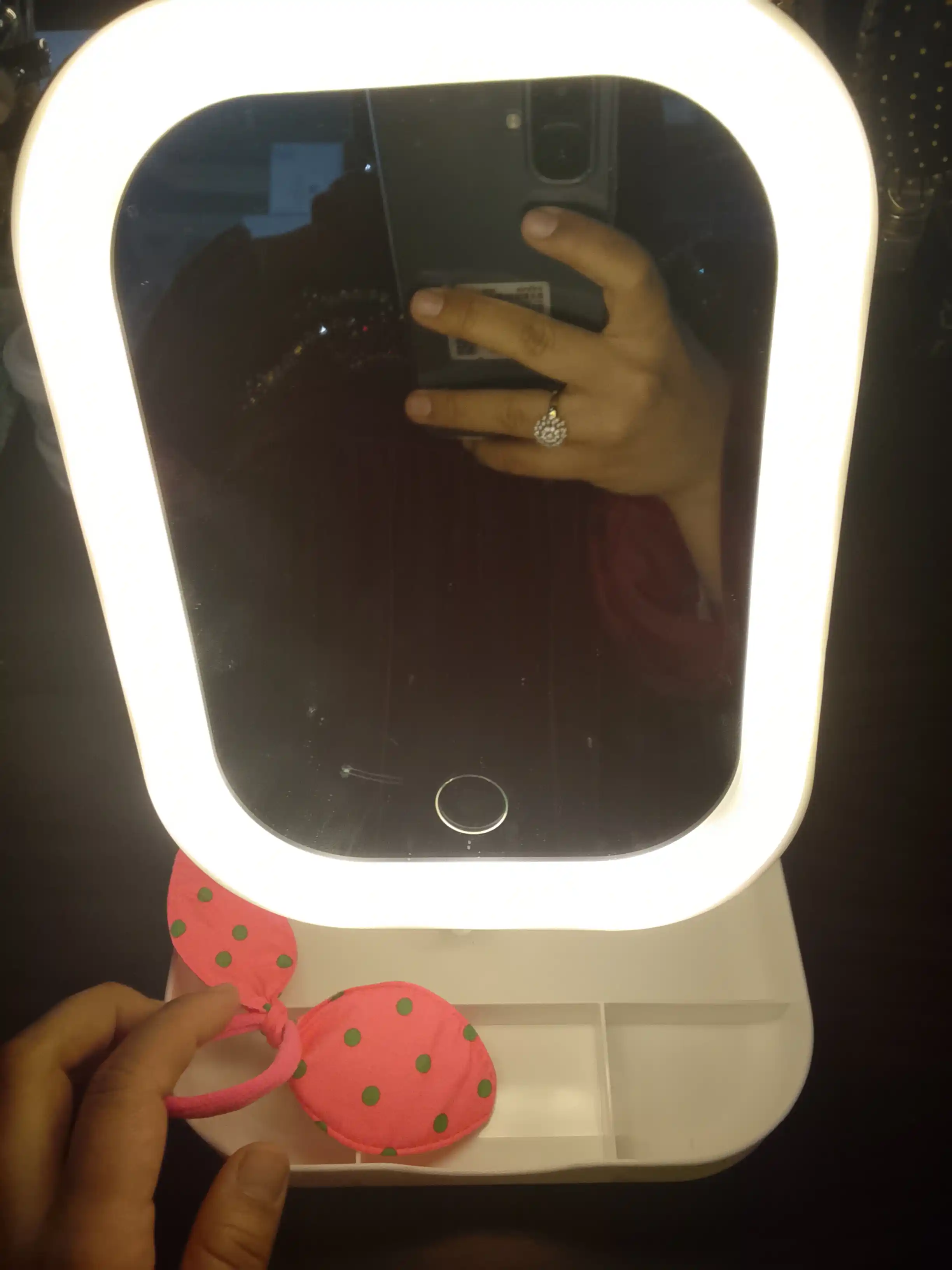 LED sensorli kosmetik oyna – 3 xil yoritish rejimi, sensorli boshqaruv va USB orqali