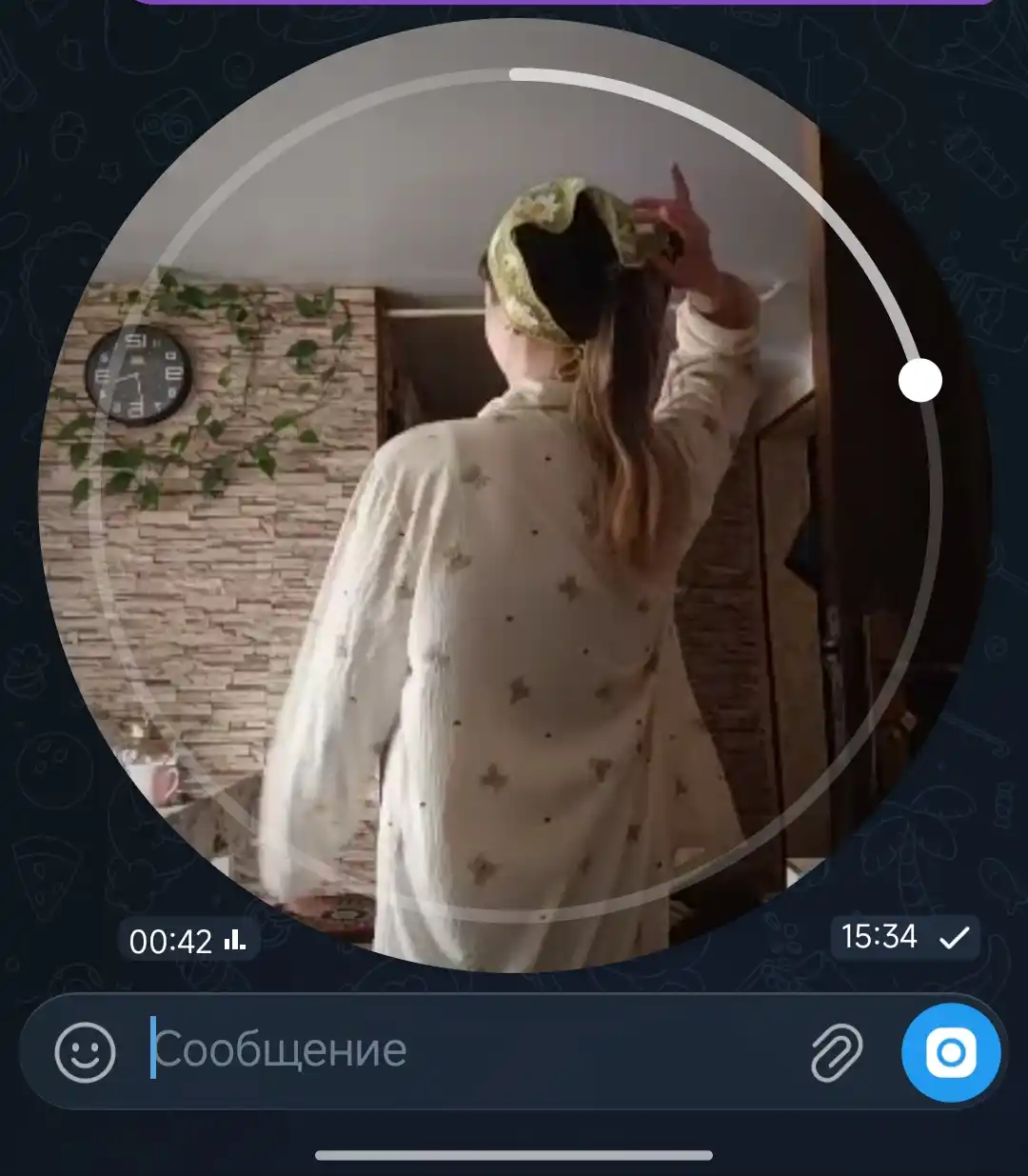 Ayollar uchun bosh ro‘mol, uchburchak ro‘mol, uslubiy bezak va aksessuar