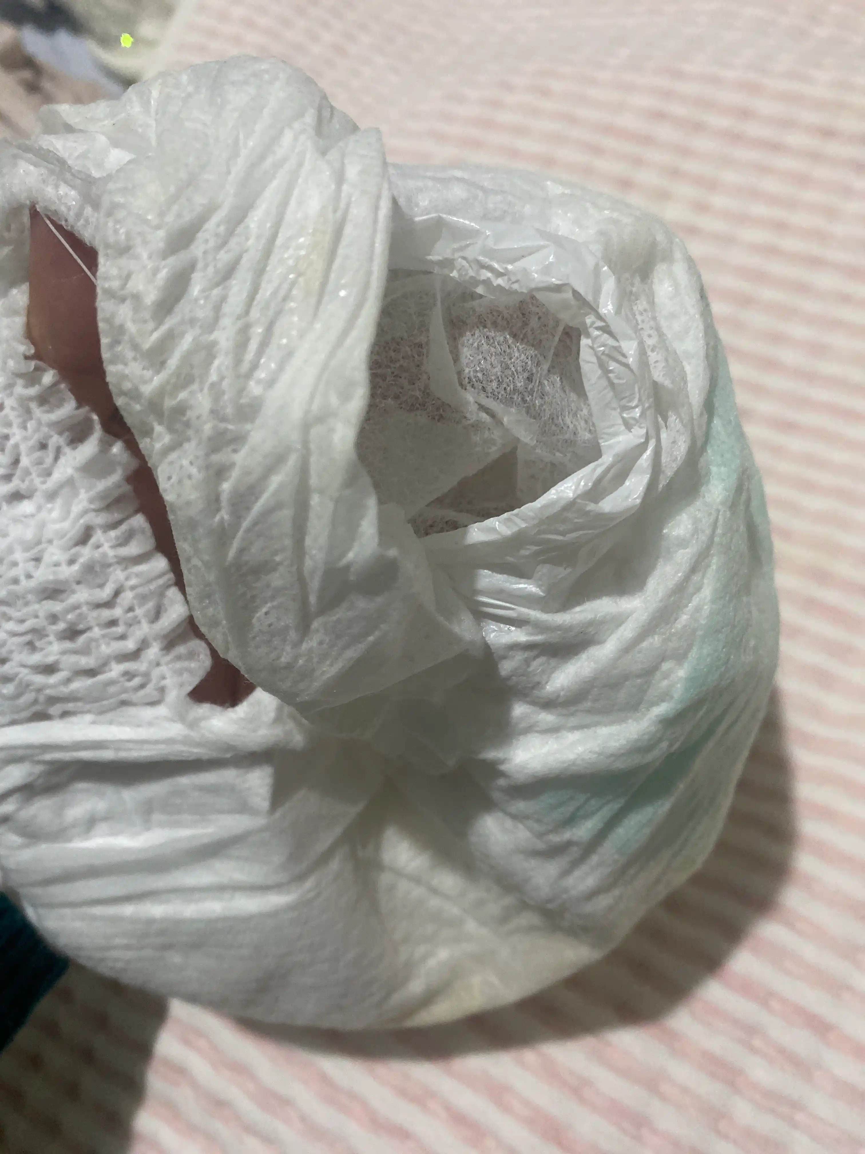 Taglik-trusiklar Lalaku, ECONOM 6 (15+ kg), 56 dona