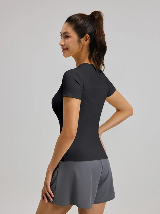 Ayollar futbolkasi Slimfit Kioko, ayollar sport rashgardi
