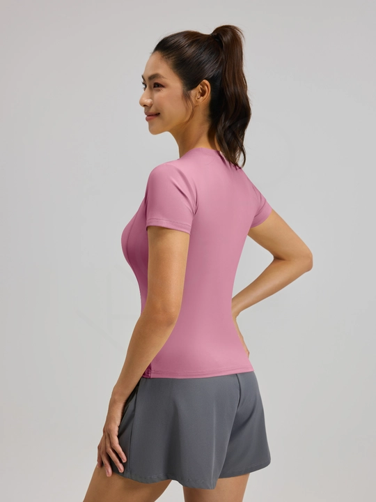 Ayollar futbolkasi Slimfit Kioko, ayollar sport rashgardi