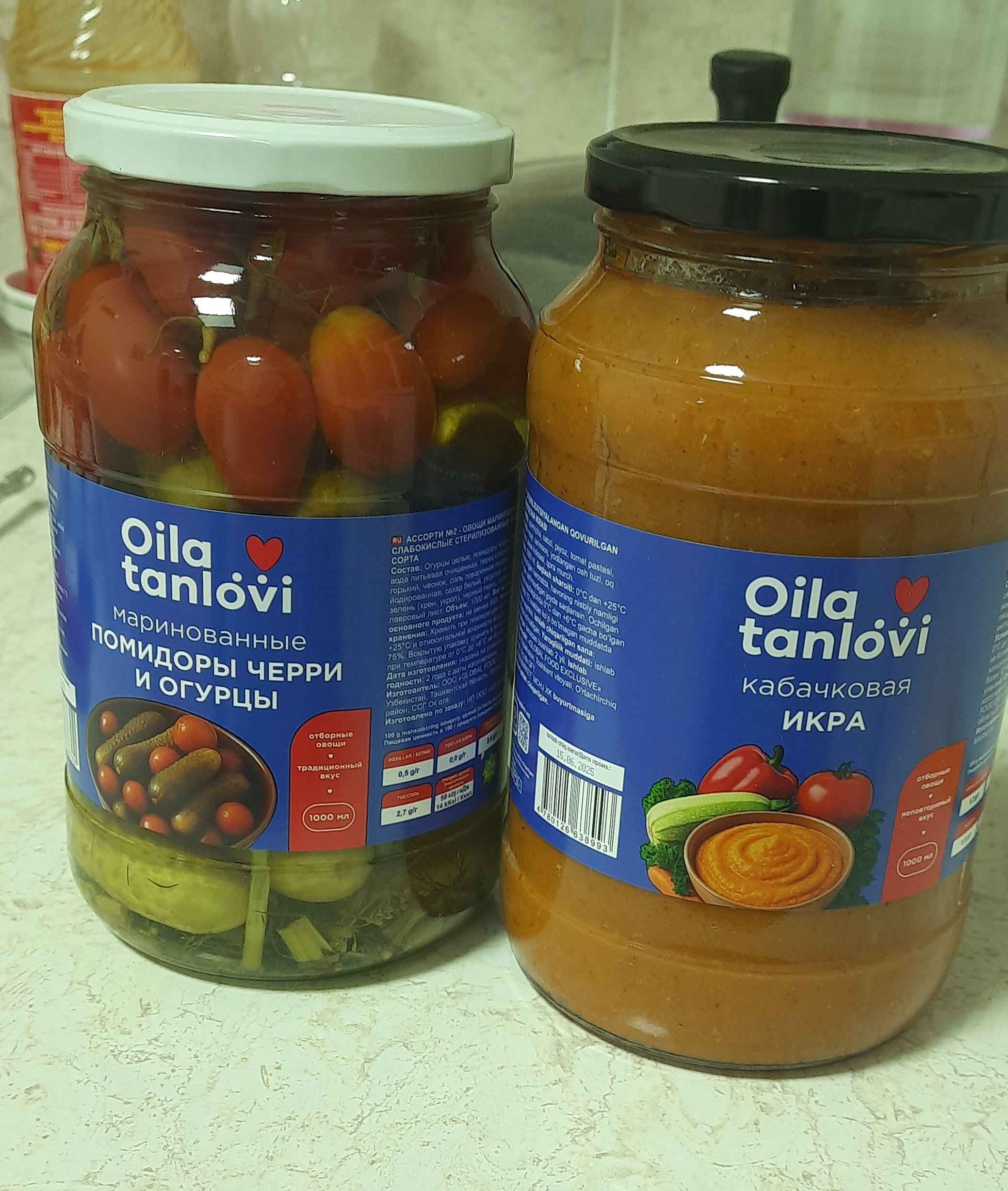 Маринованные огурцы и помидоры Oila Tanlovi, 1000 мл